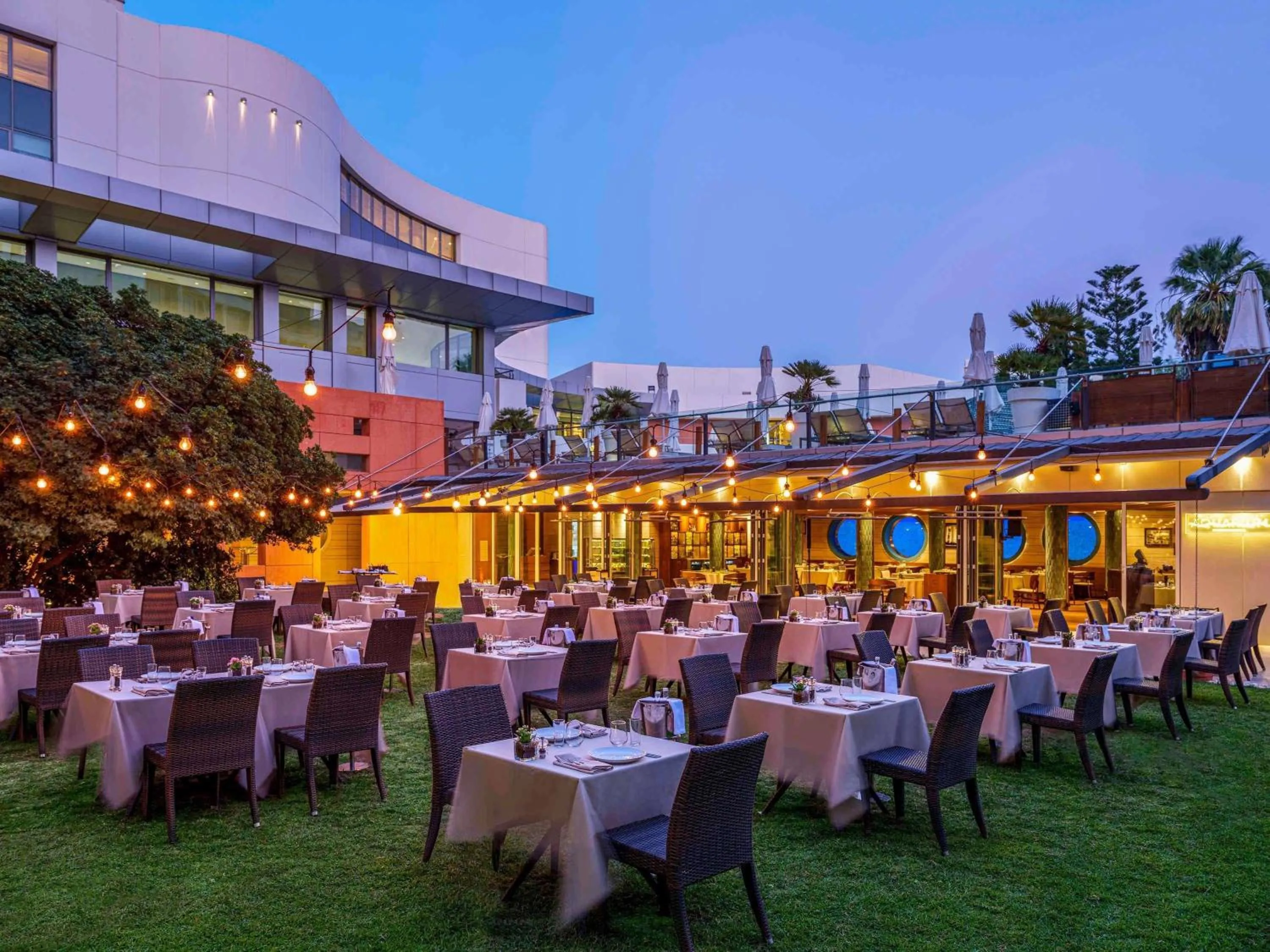 Restaurant/places to eat in Swissotel Buyuk Efes Izmir