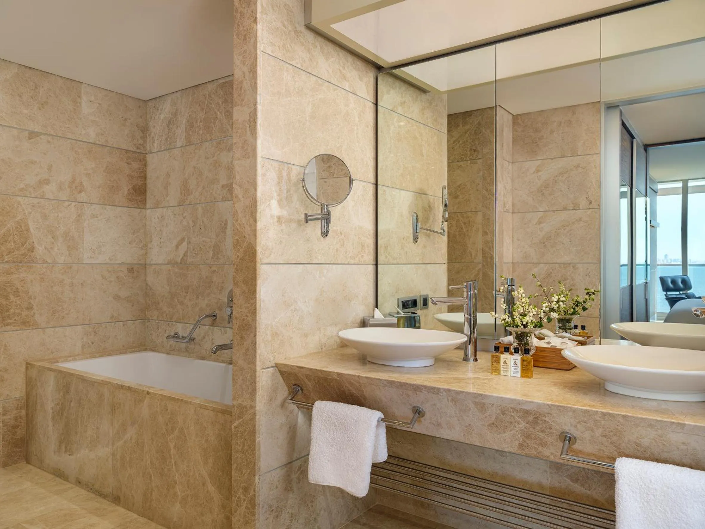 Bathroom in Swissotel Buyuk Efes Izmir