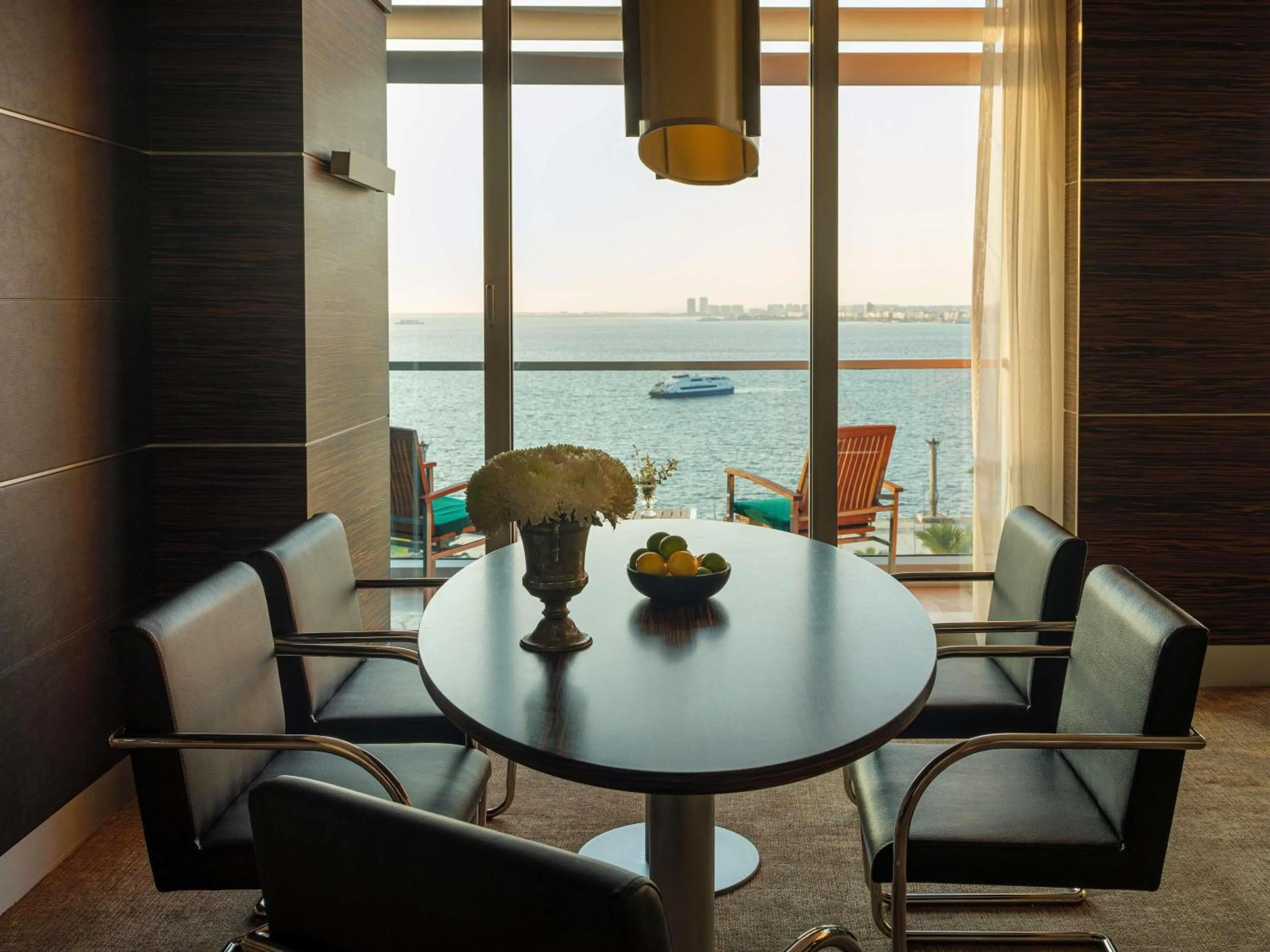 Photo of the whole room in Swissotel Buyuk Efes Izmir