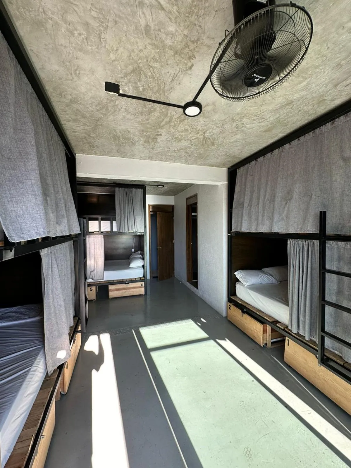 Bedroom, Bed in Straw Hat Surf Hostel & Bar