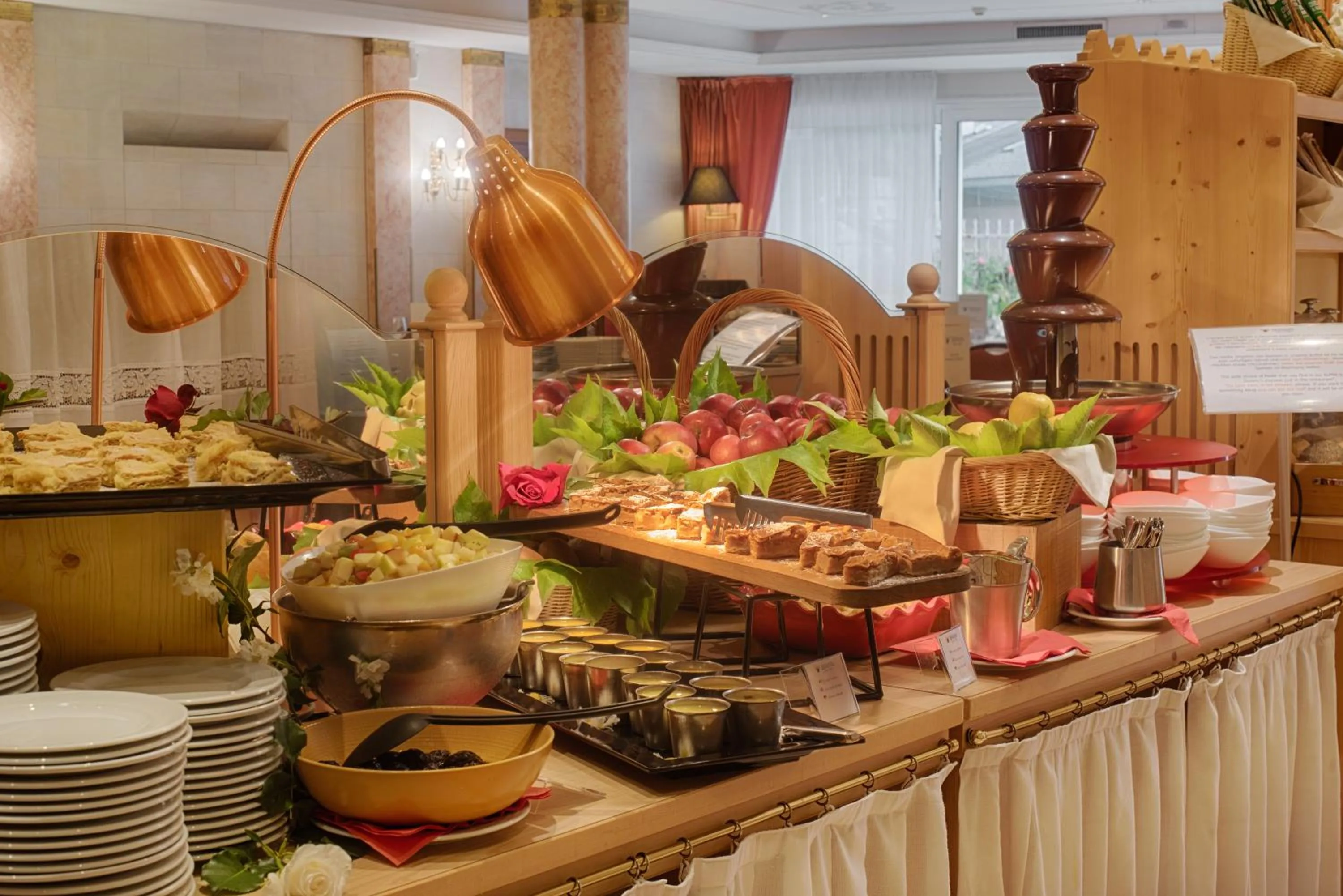 Restaurant/places to eat in Bellavista Relax Hotel