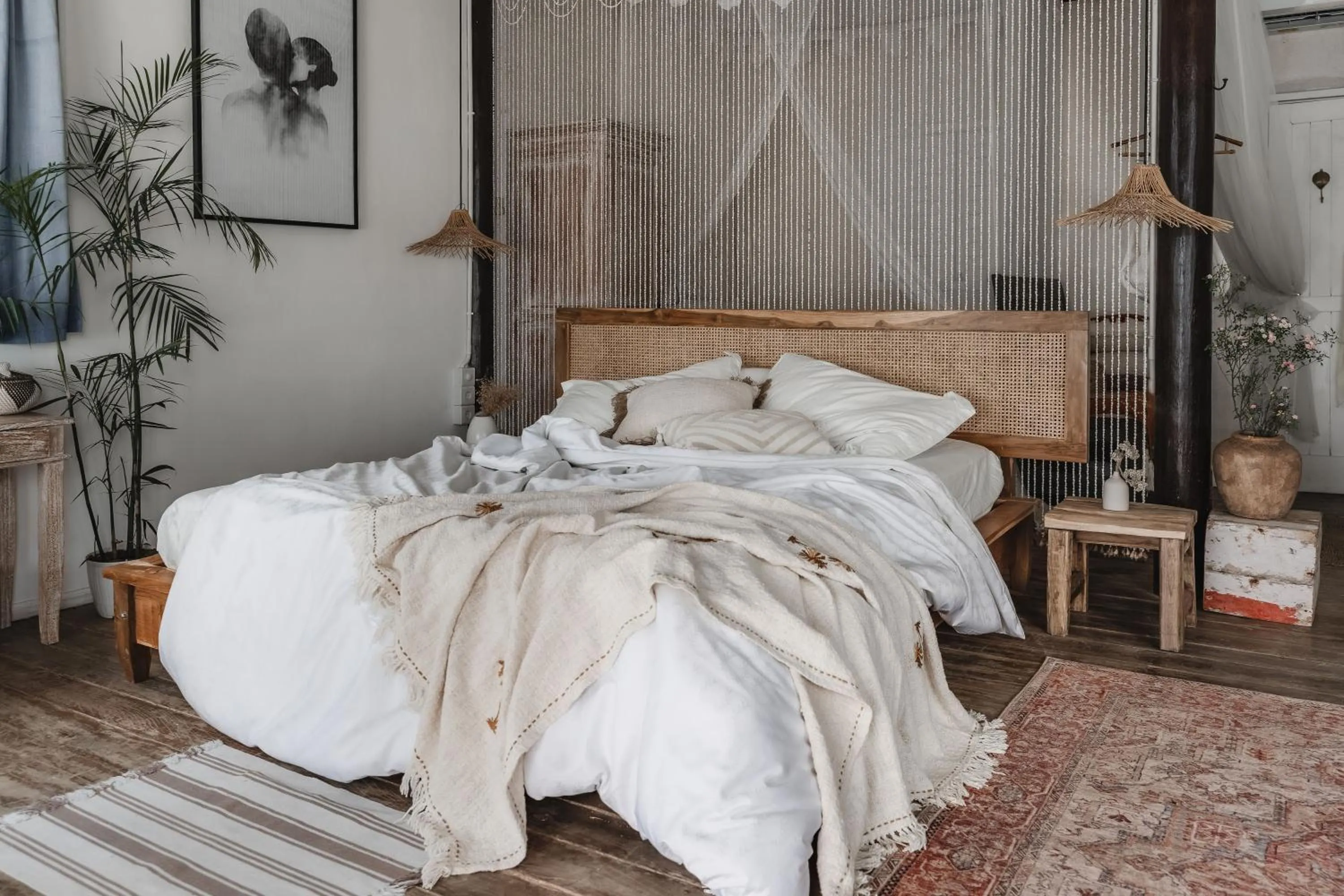 Bed in Villa Deeksha