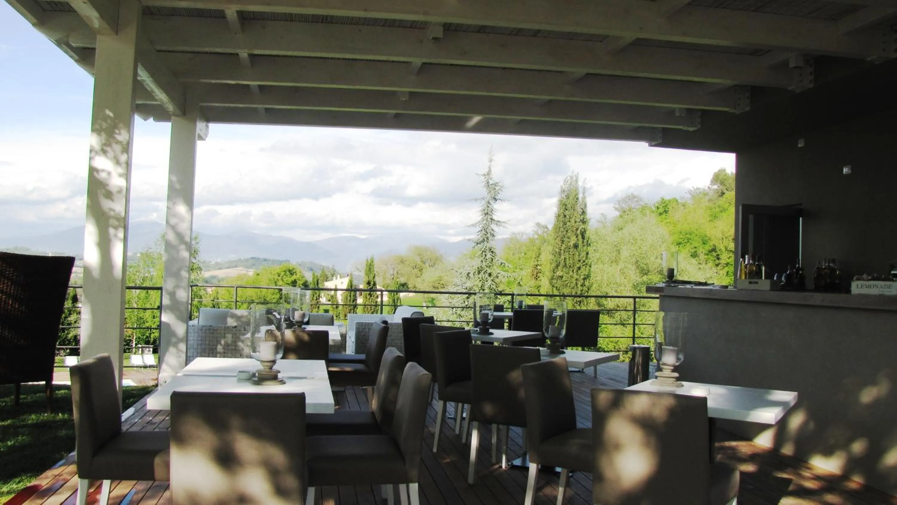 Lounge or bar in Fontepino