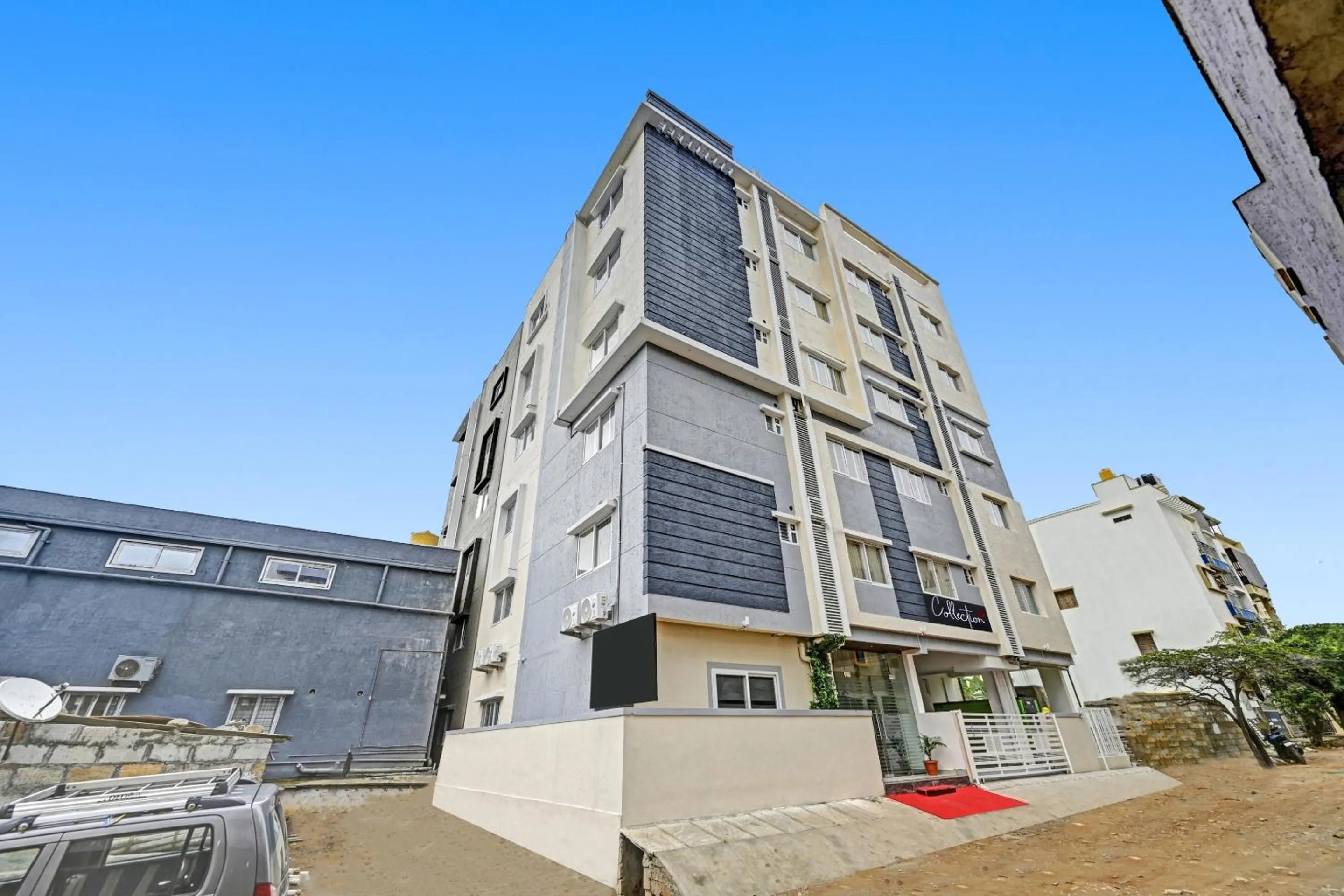 Facade/entrance in Hotel O Rithanya Manyata Stay inn