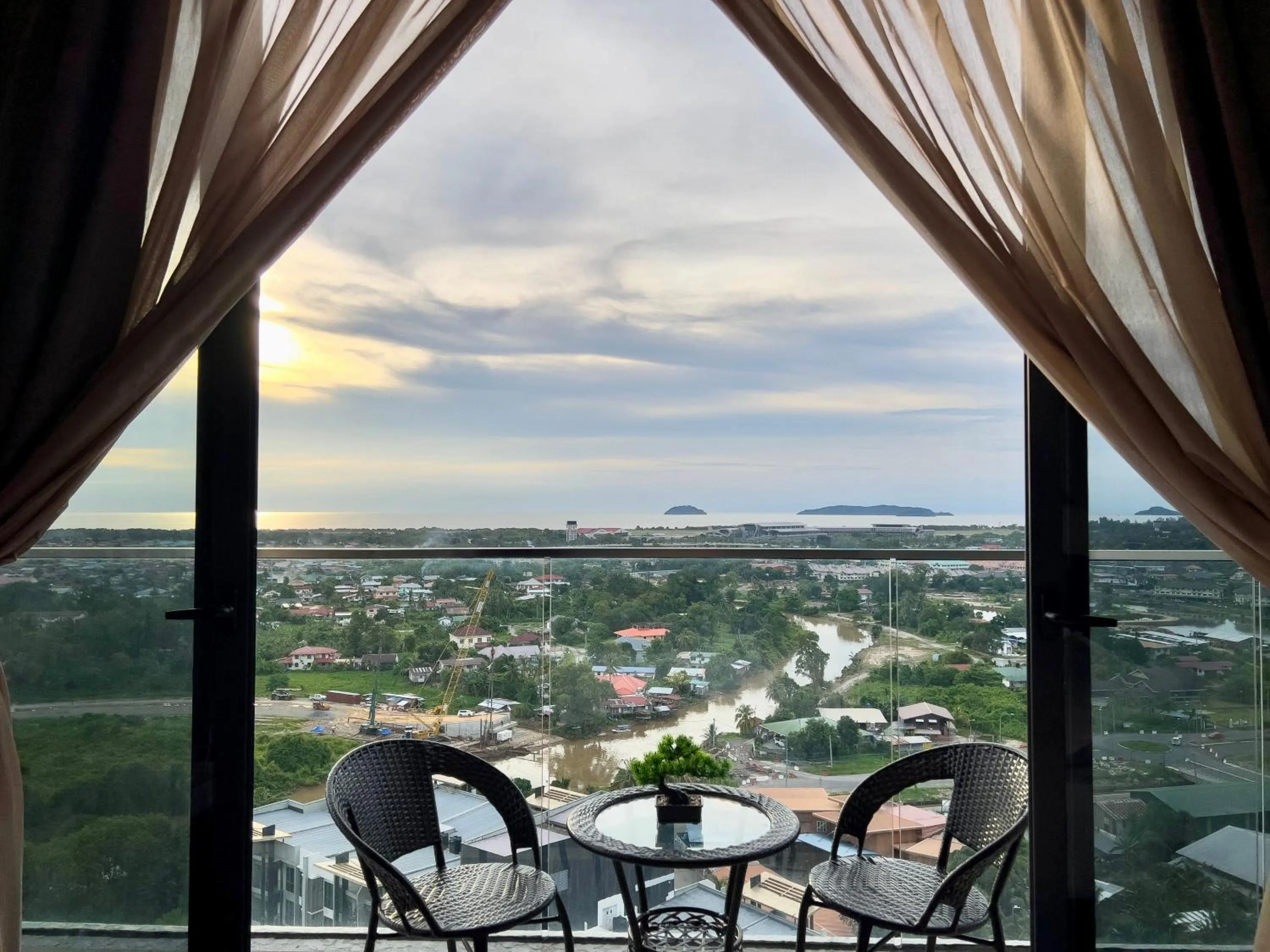 Hush Inn at K Avenue Kota Kinabalu