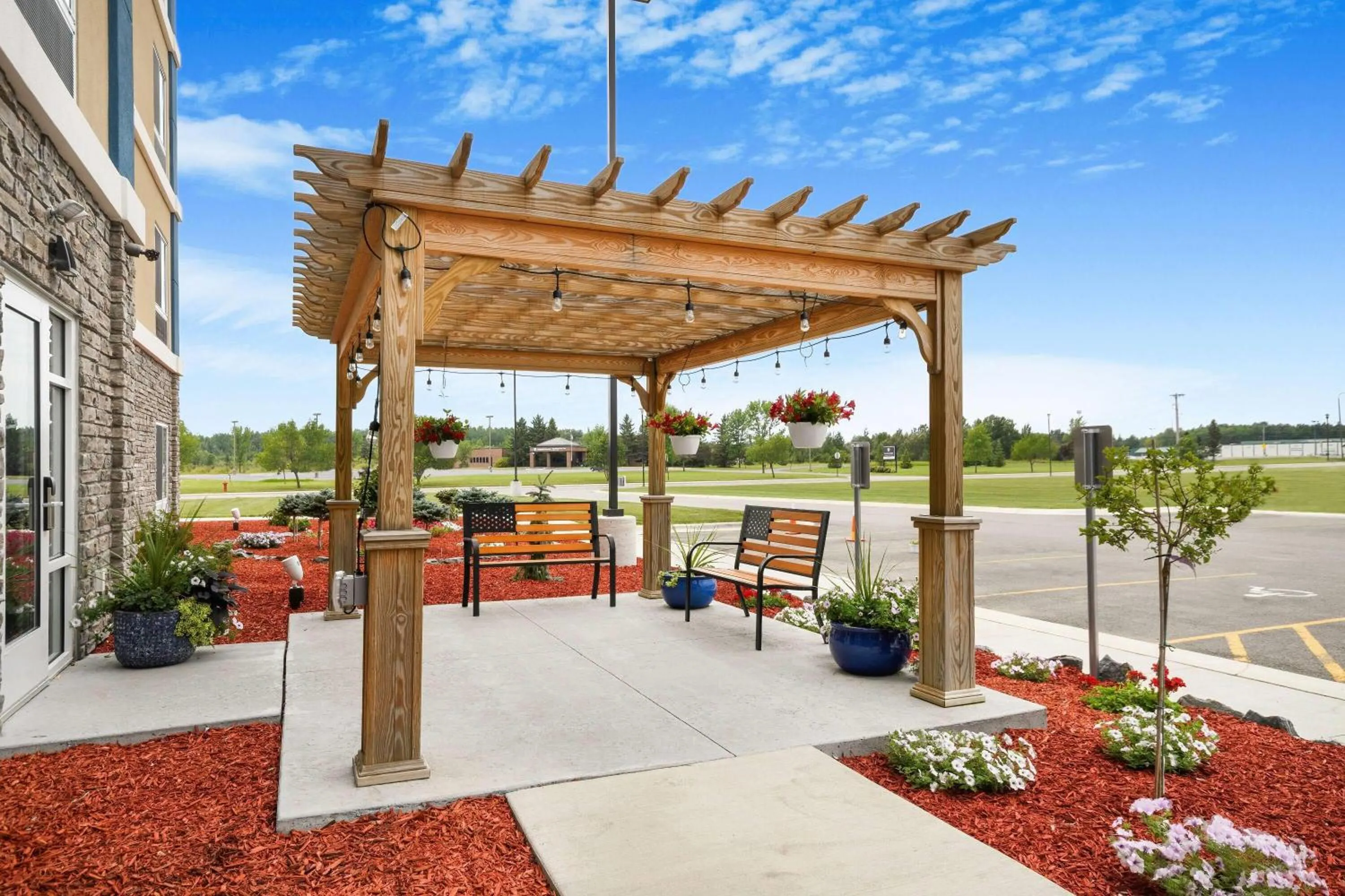 Inner courtyard view in AmericInn by Wyndham International Falls