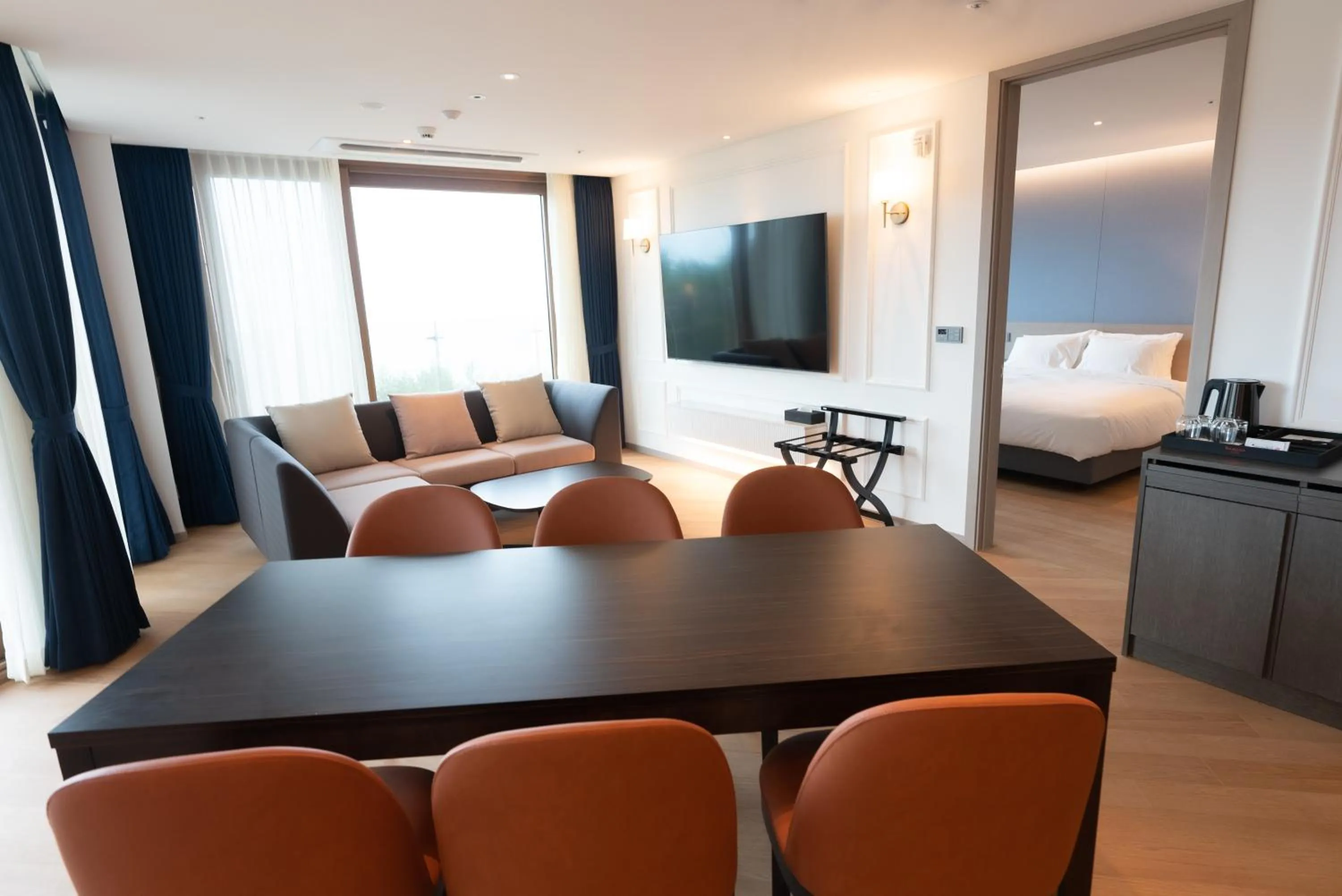 Ramada Plaza by Wyndham Jaeun