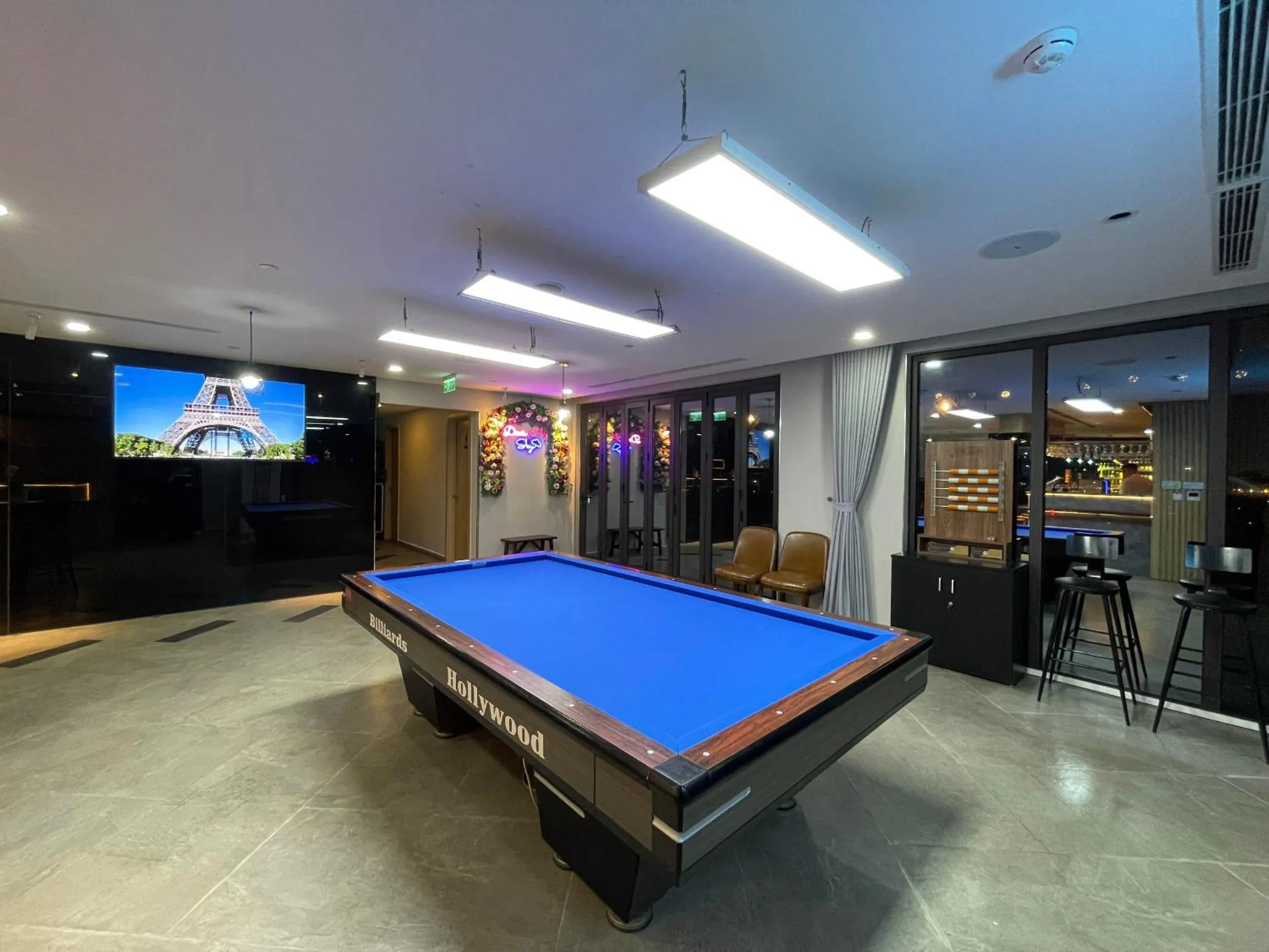 Billiard in KOVIE HOTEL