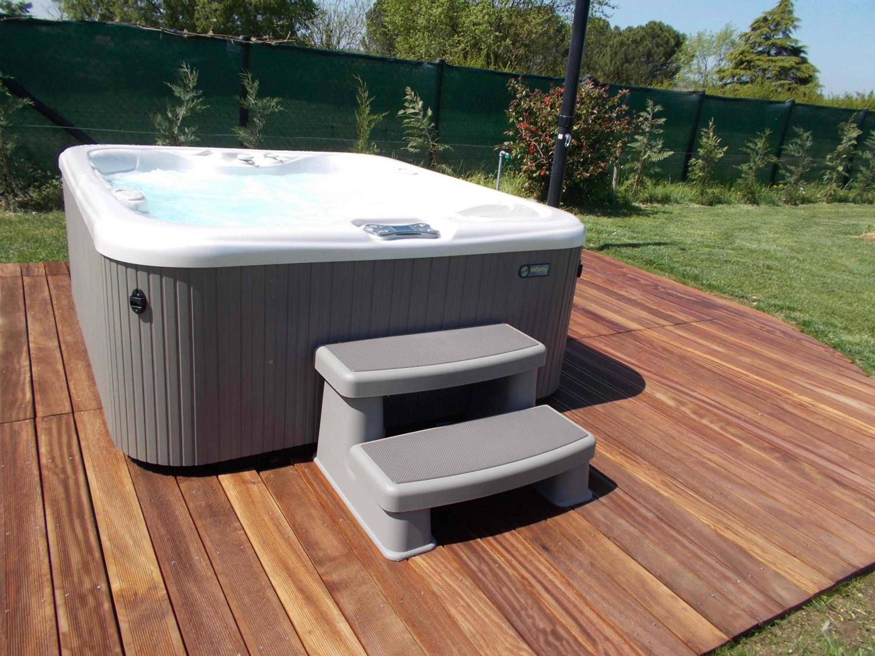 Hot Tub in Agriturismo Al Tralcio