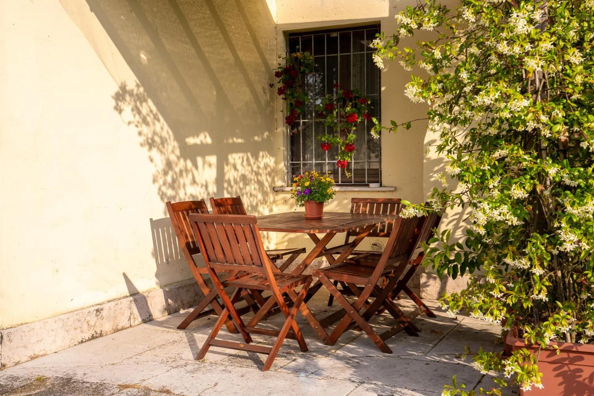 Patio in Agriturismo Al Tralcio