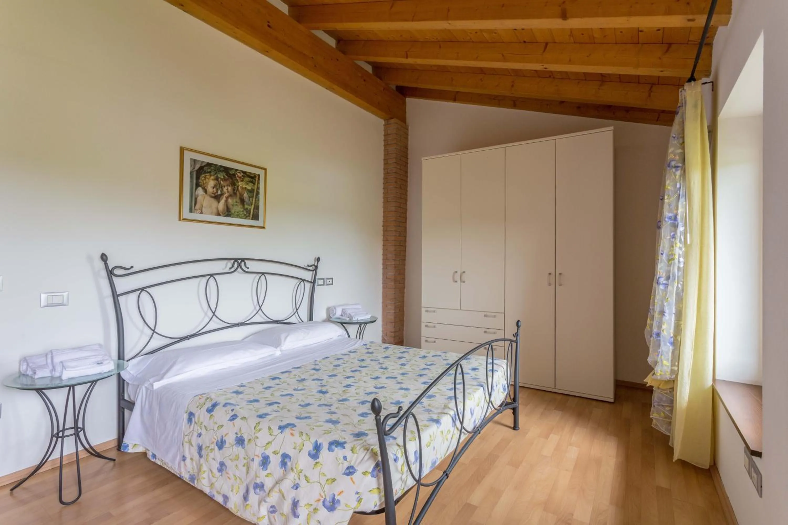 Bedroom, Bed in Agriturismo Al Tralcio
