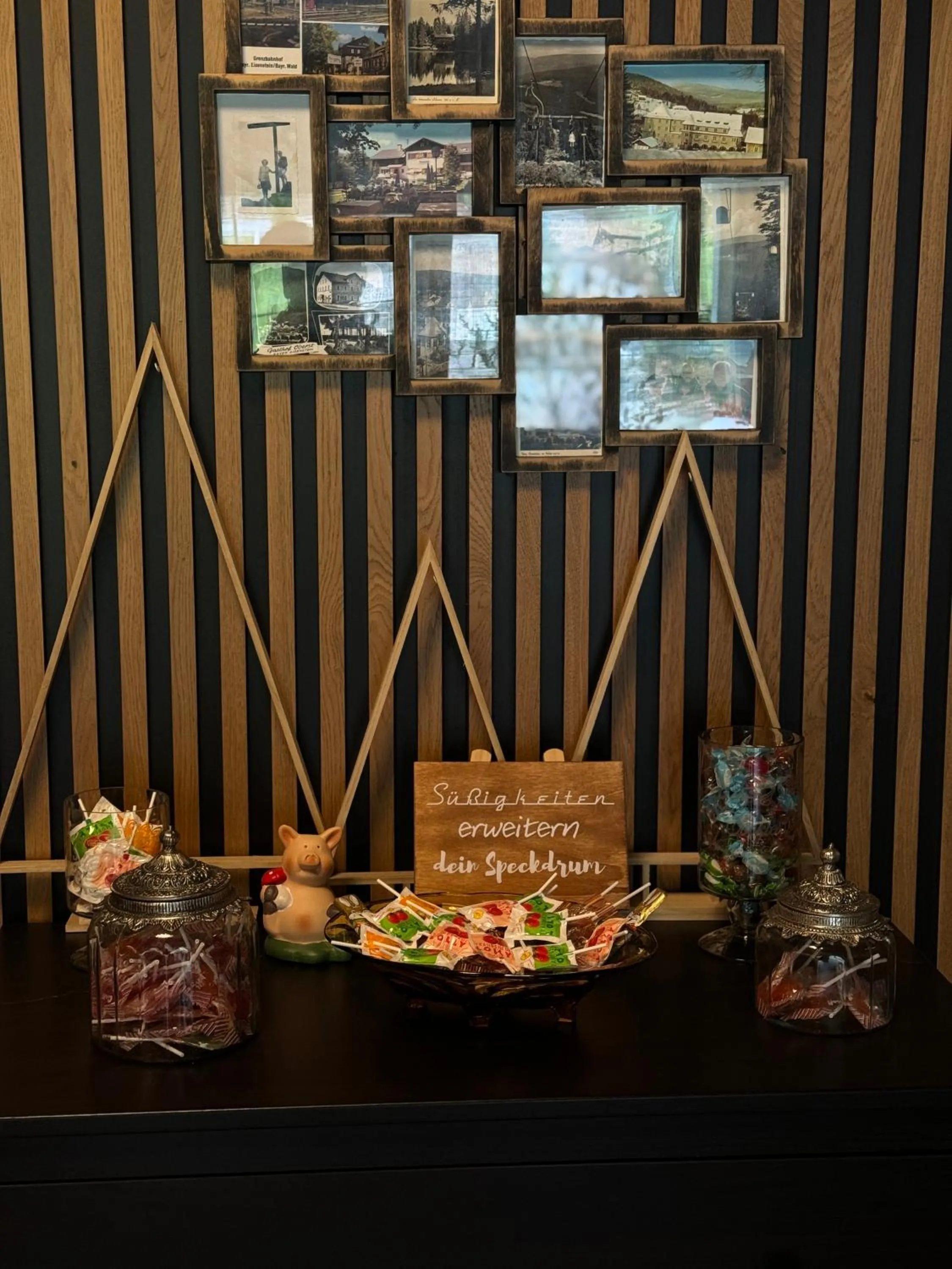 Food and drinks in Maiers Hotel