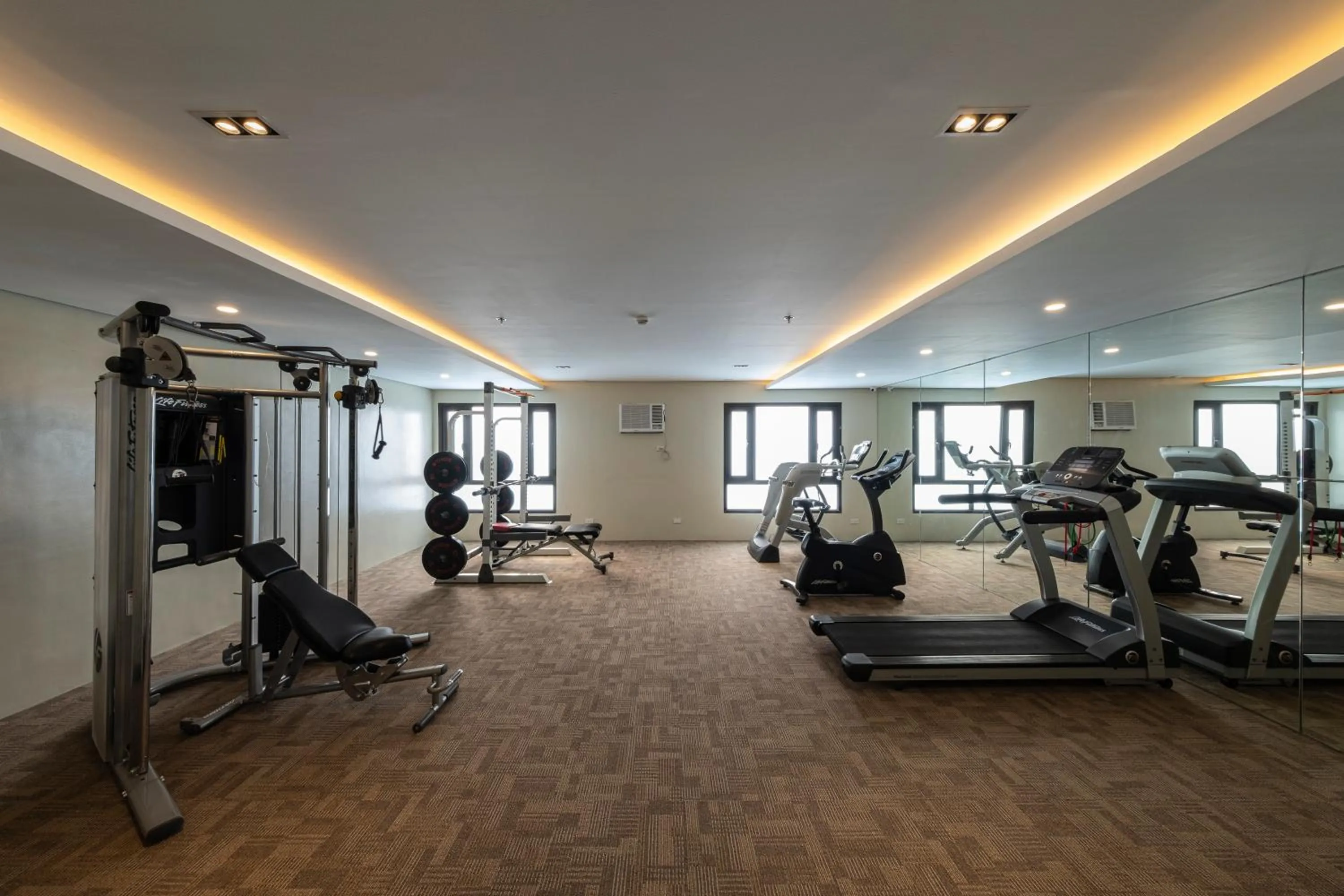 Fitness centre/facilities in Cebu Family Suites powered by Cocotel