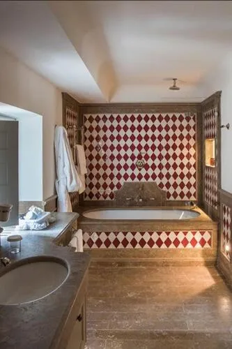 Bed in Borgo San Felice Resort