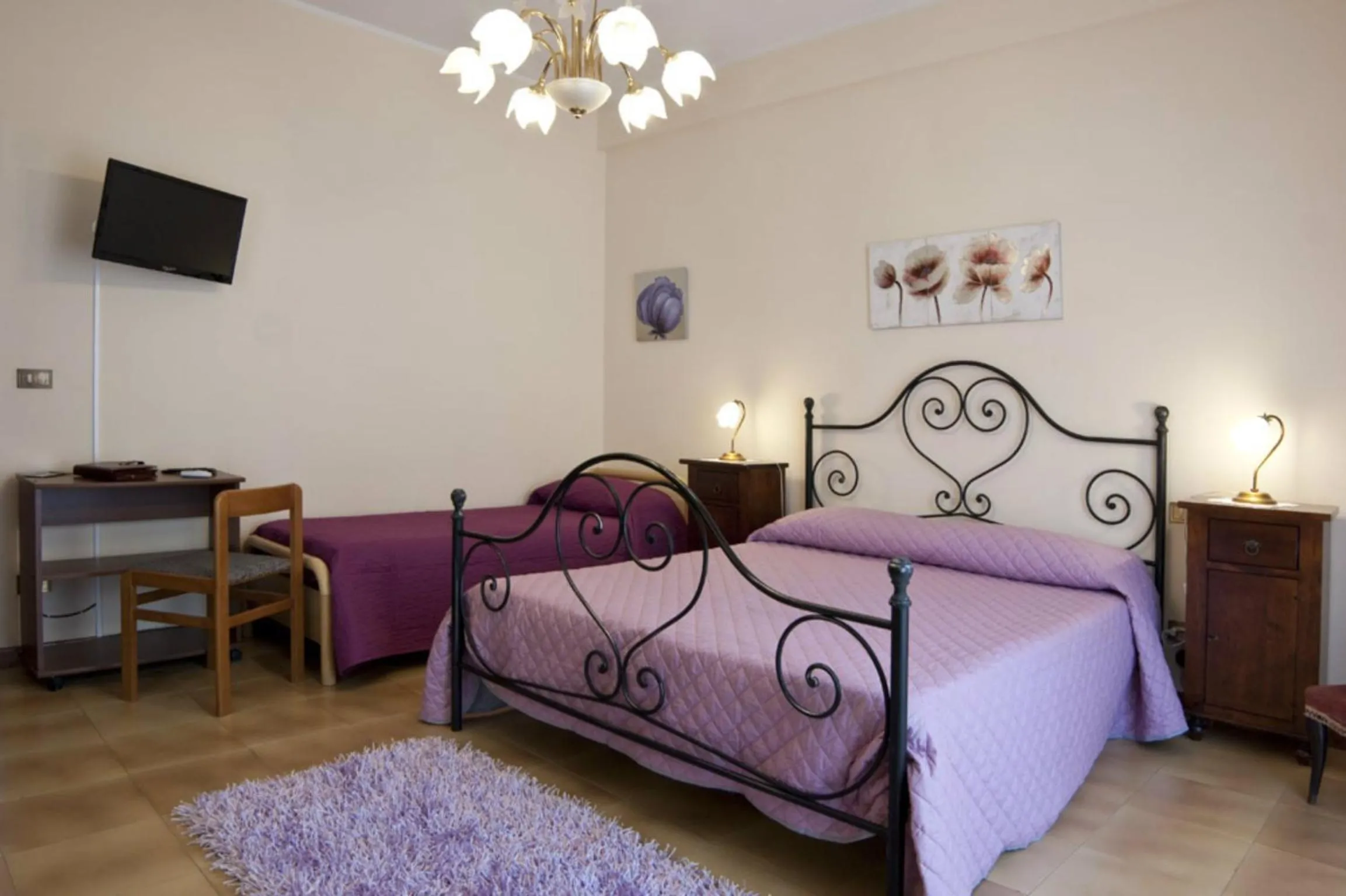 Bedroom, Bed in Armonia