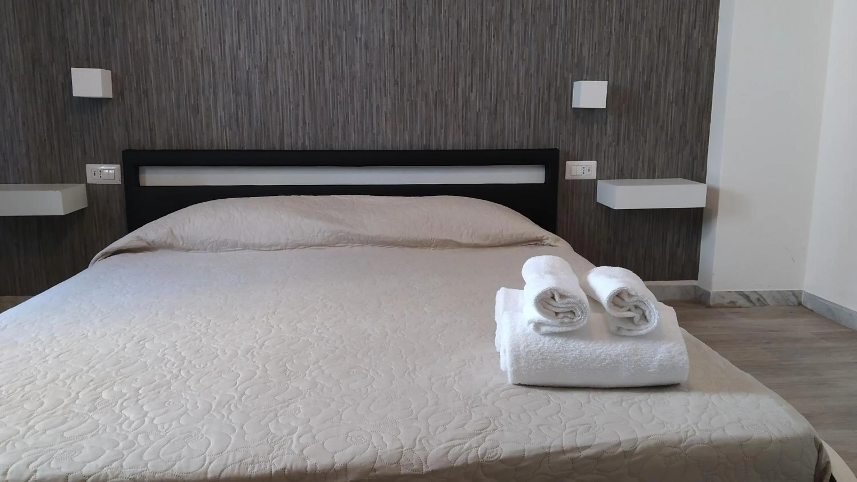 Bed in Cconforthotels R&B Gary House