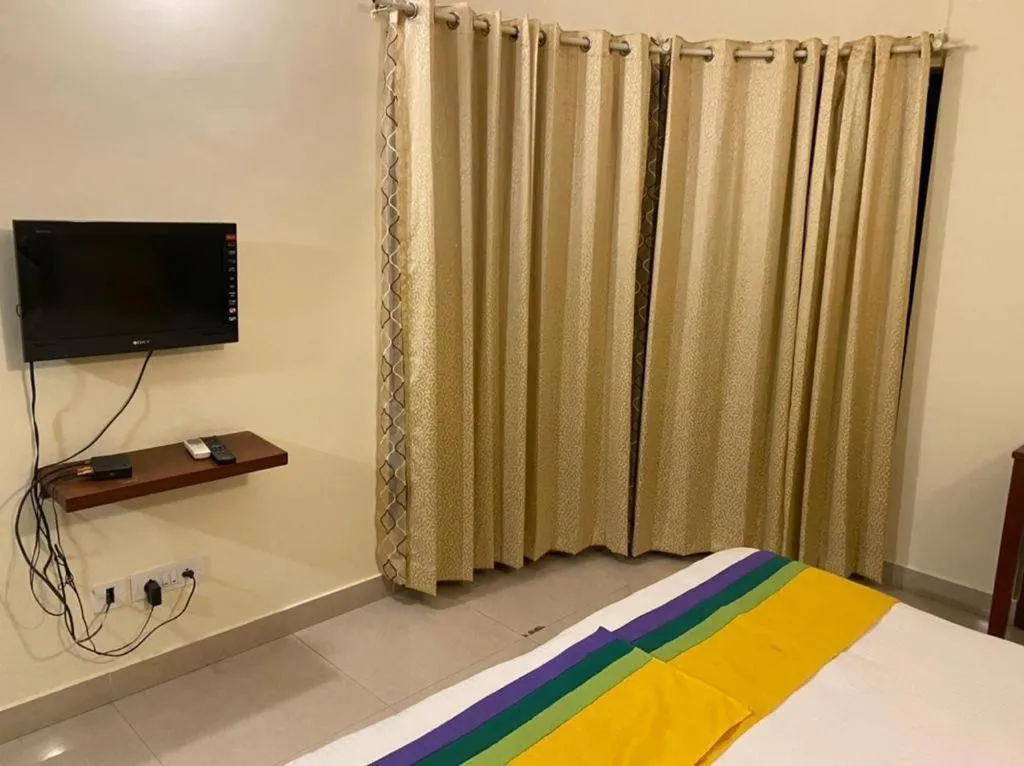 Bed in Regal Business Suites