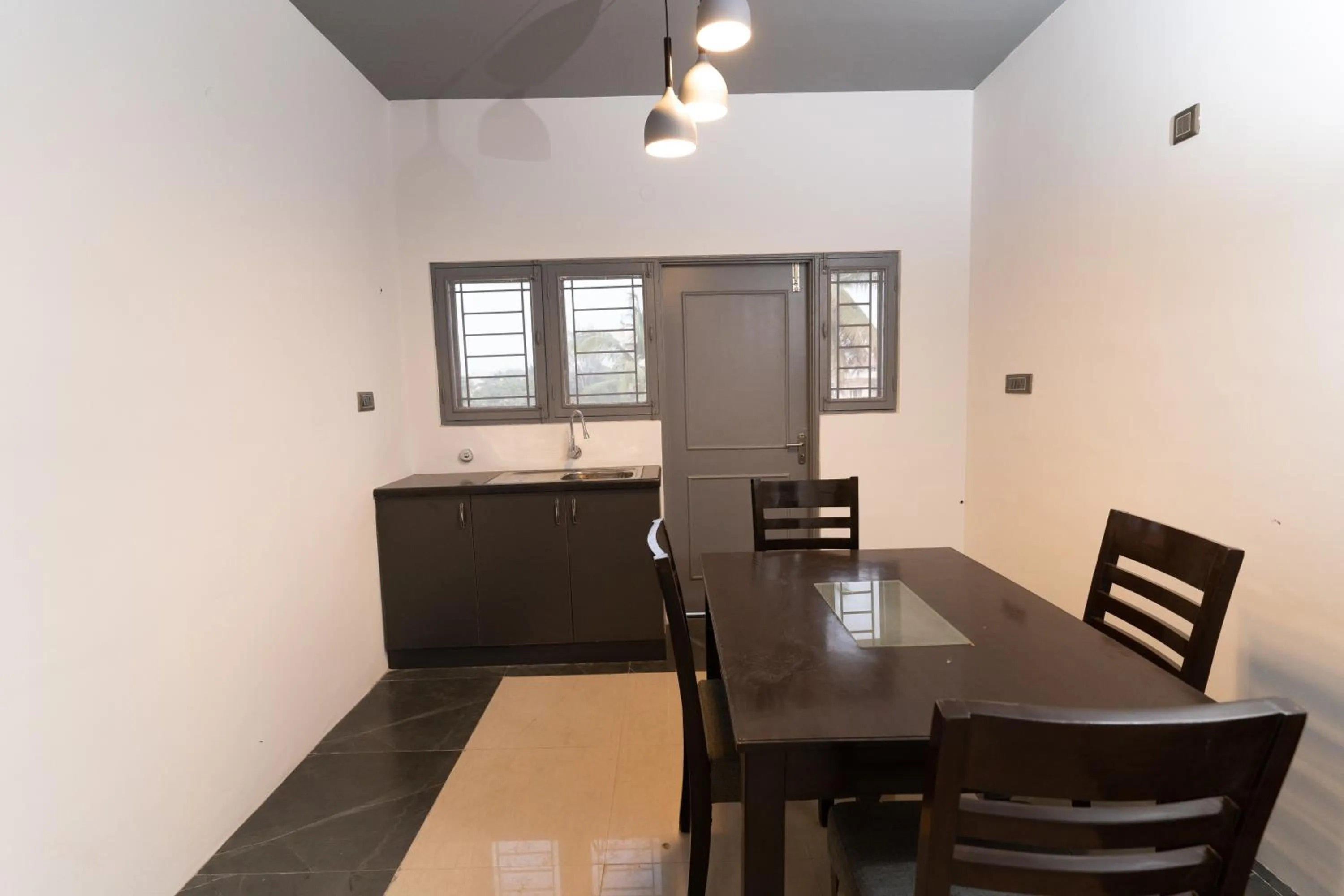 Dining area in Regal Business Suites