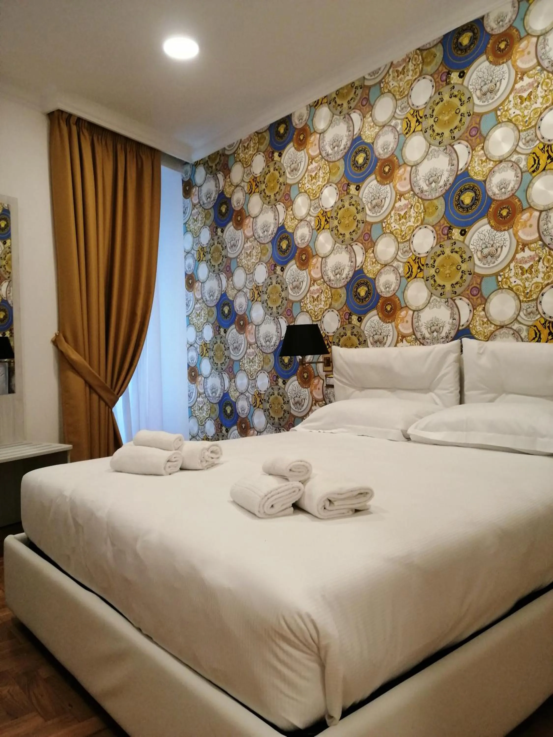 Bed in Hotel Cinquantatre