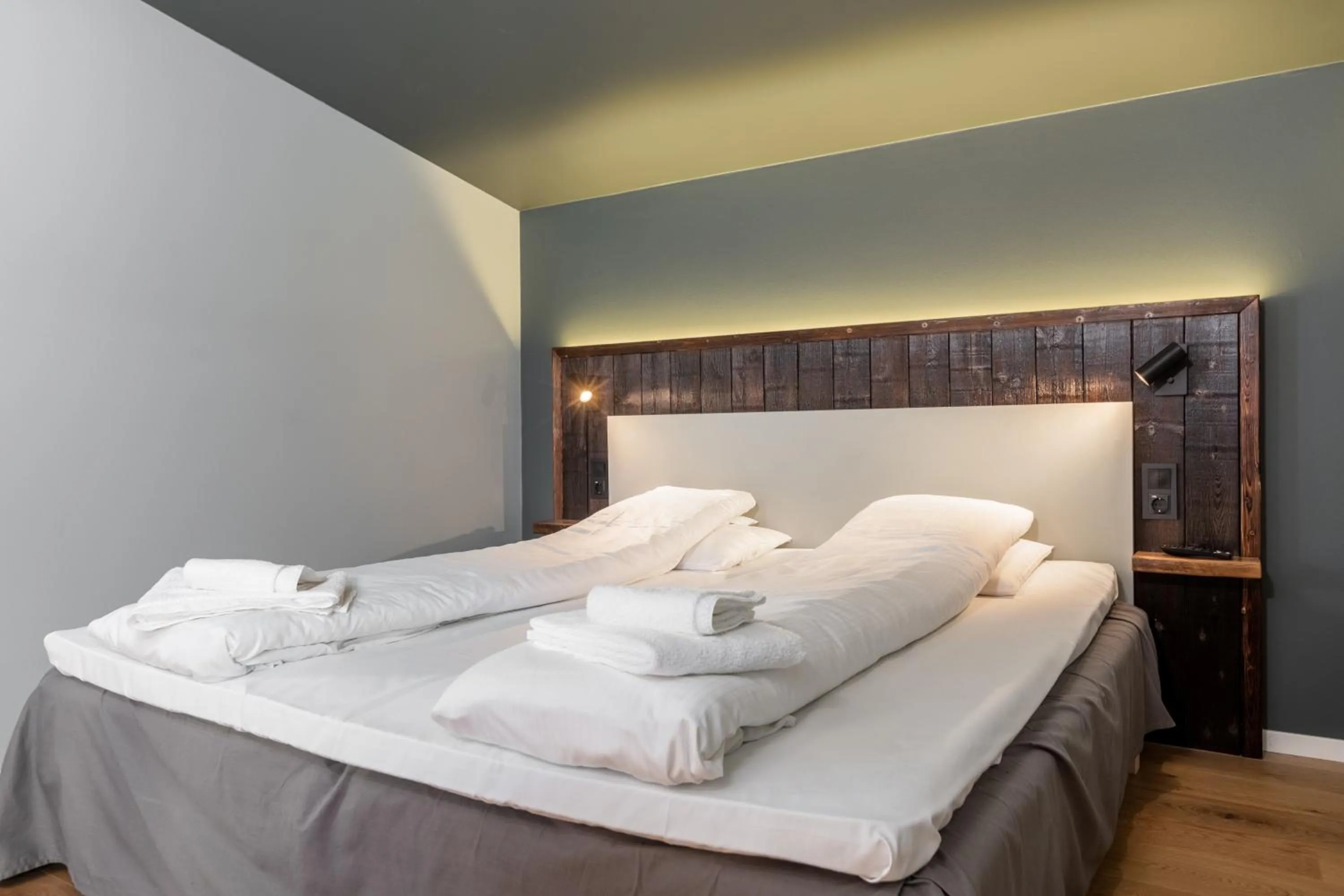 Bed in Gaupnetunet Hotell og Hytter