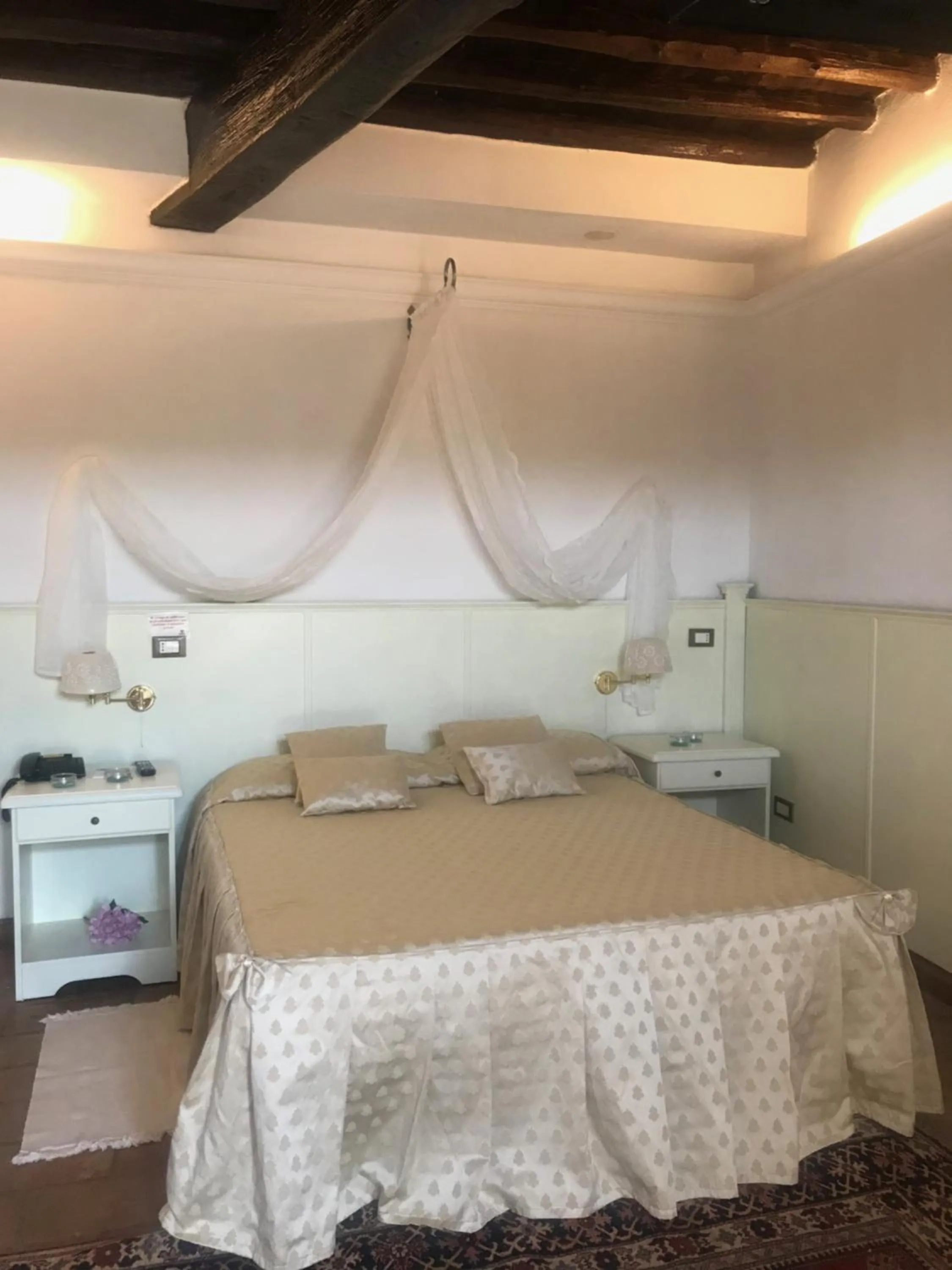 View (from property/room), Bed in Casale Certosa