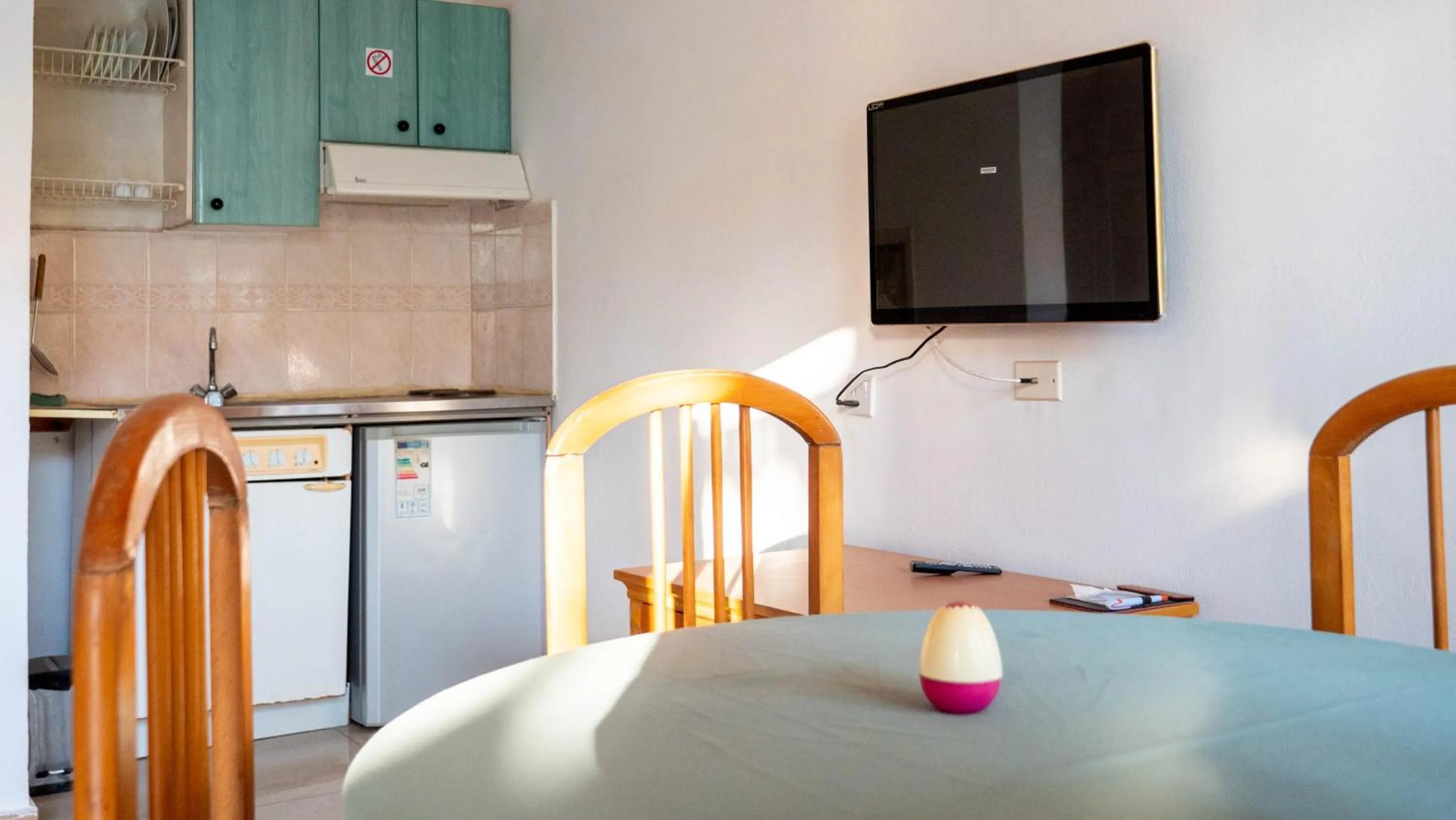 Dining area in Cape Point Hotel