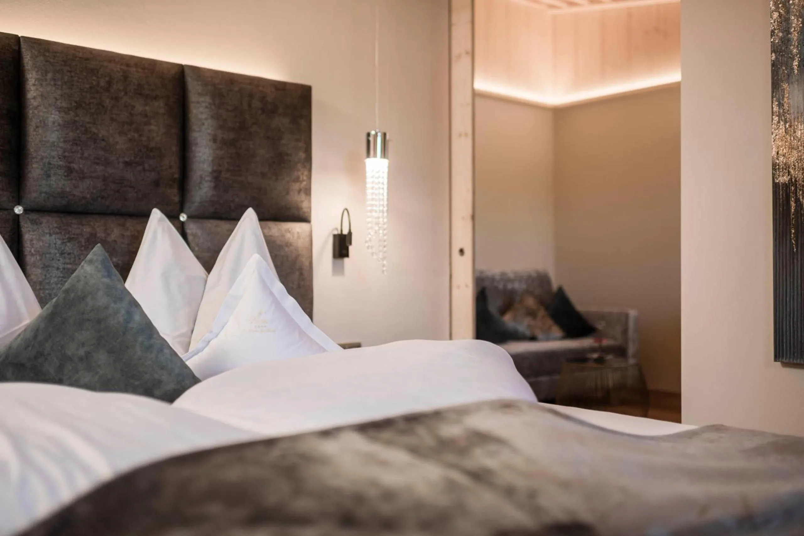 Bed in Hotel Rosa Eco Alpine Spa