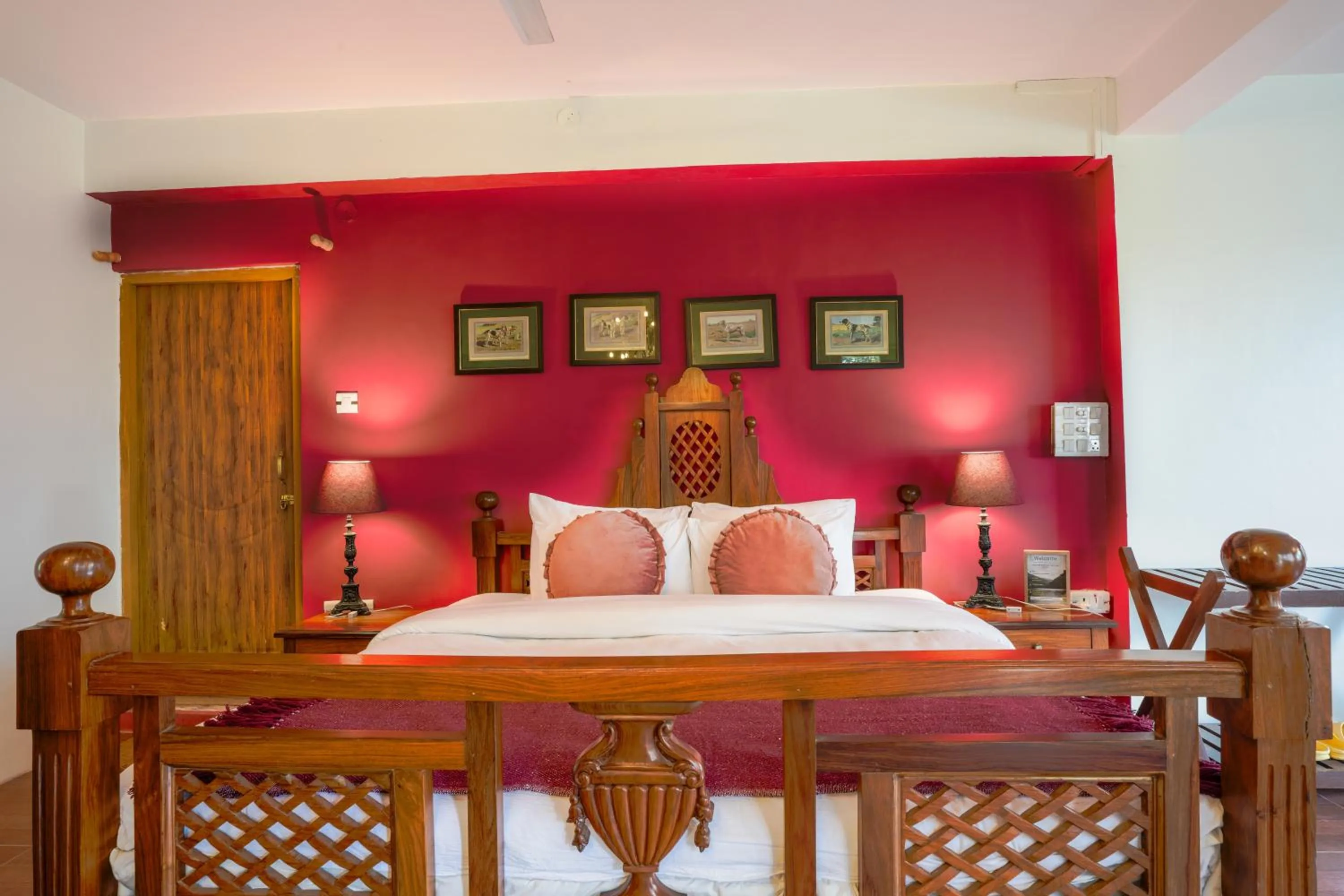 Bed in Seclude Nahan, Bantony Cottage