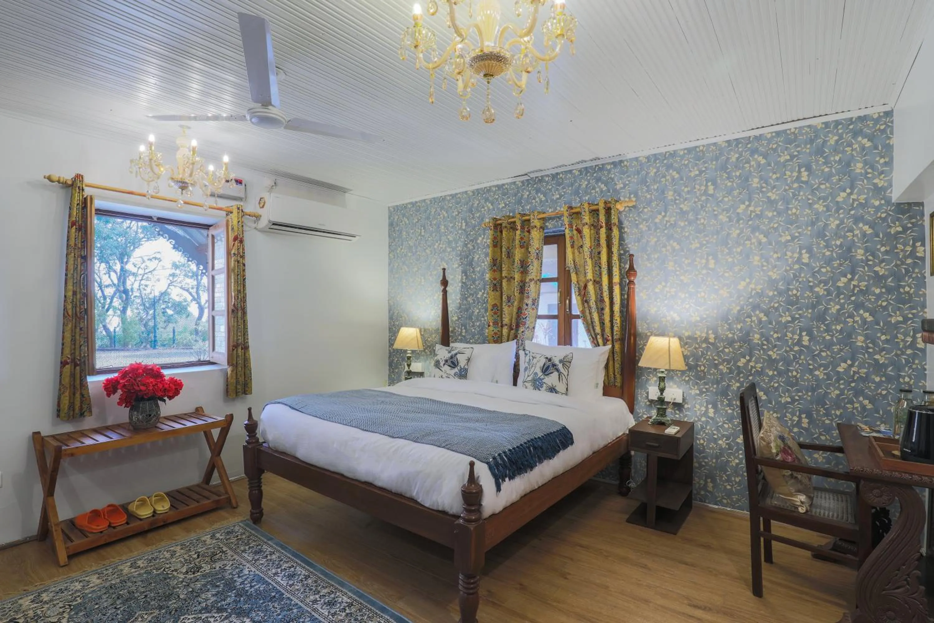 Bedroom, Bed in Seclude Nahan, Bantony Cottage