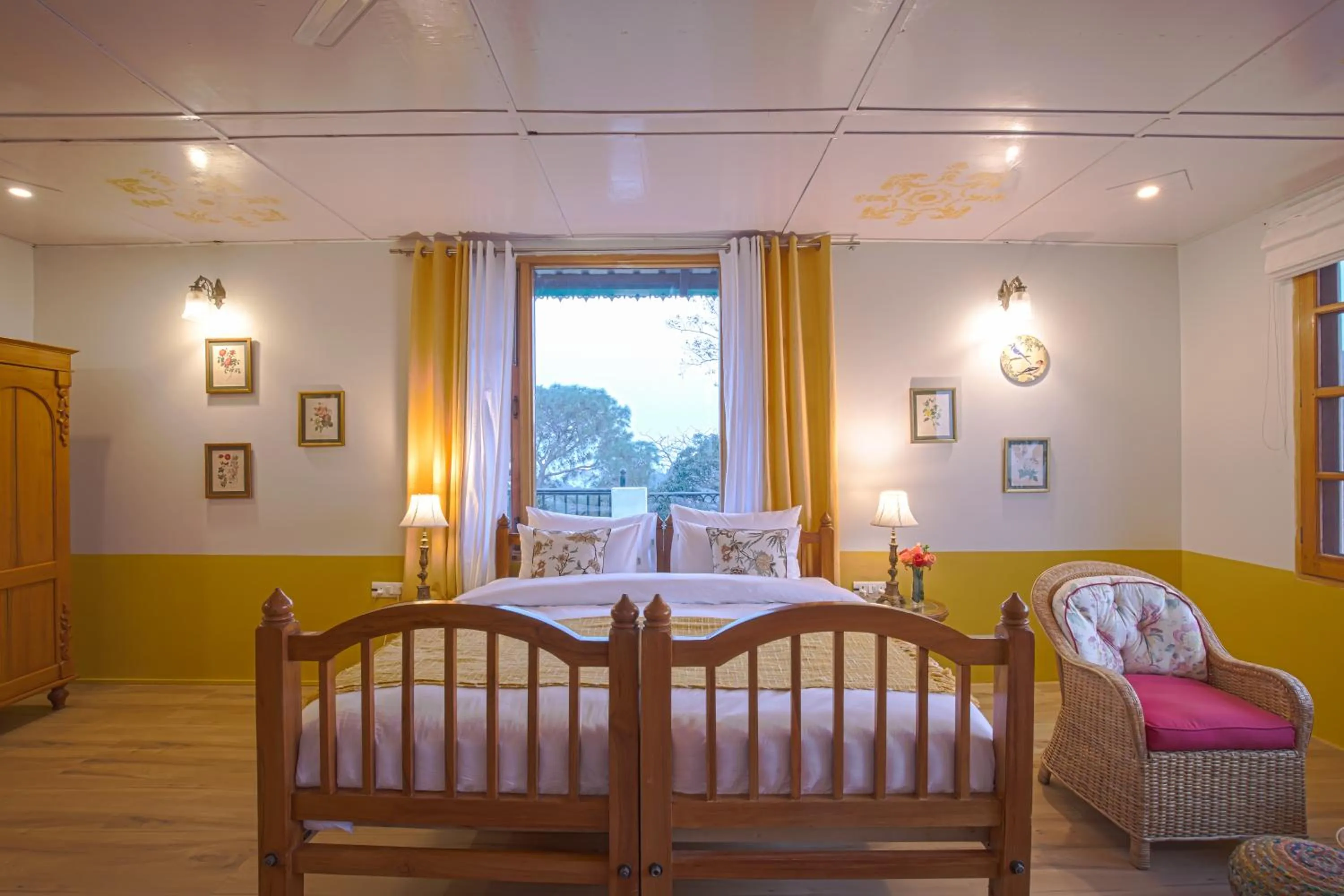 Photo of the whole room, Bed in Seclude Nahan, Bantony Cottage