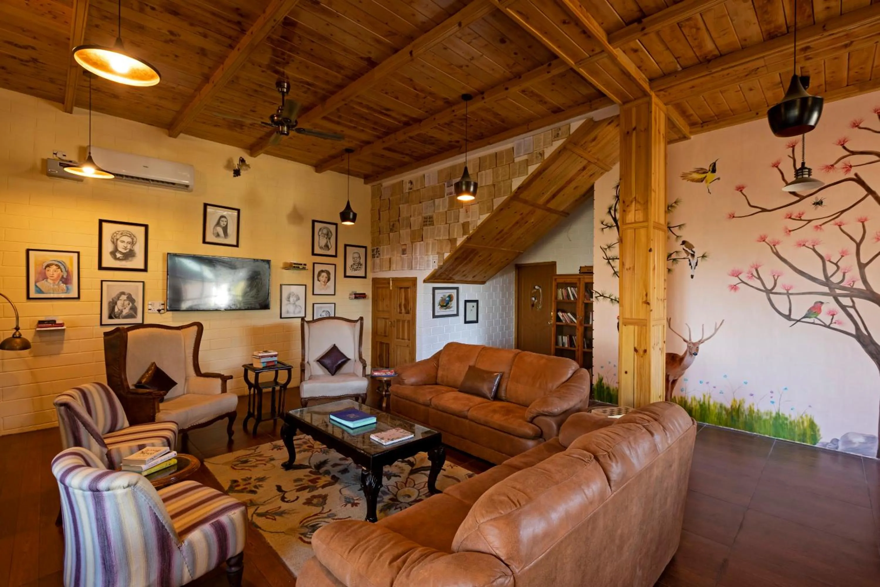 Living room in Seclude Nahan, Bantony Cottage