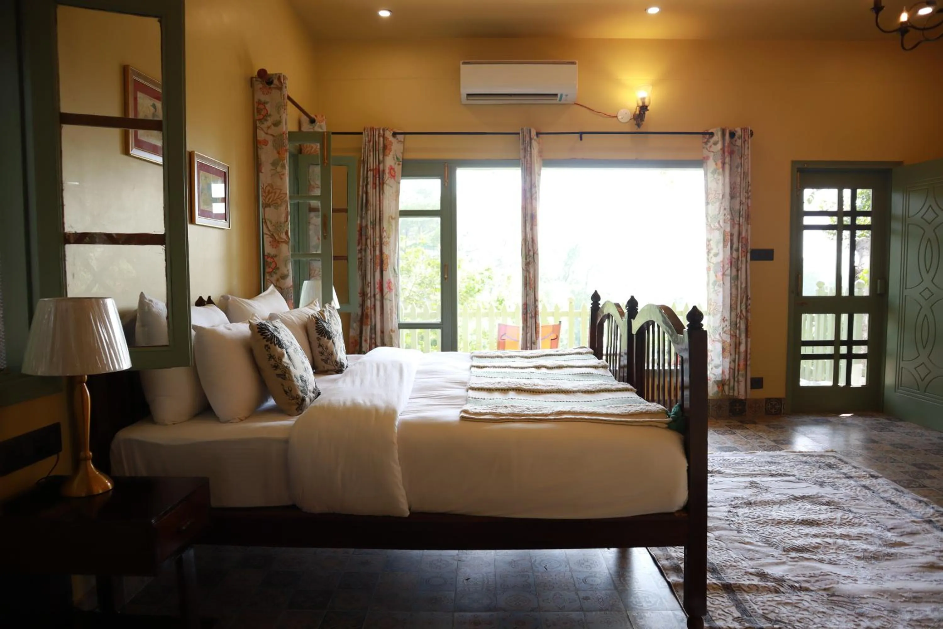 Bedroom, Bed in Seclude Nahan, Bantony Cottage