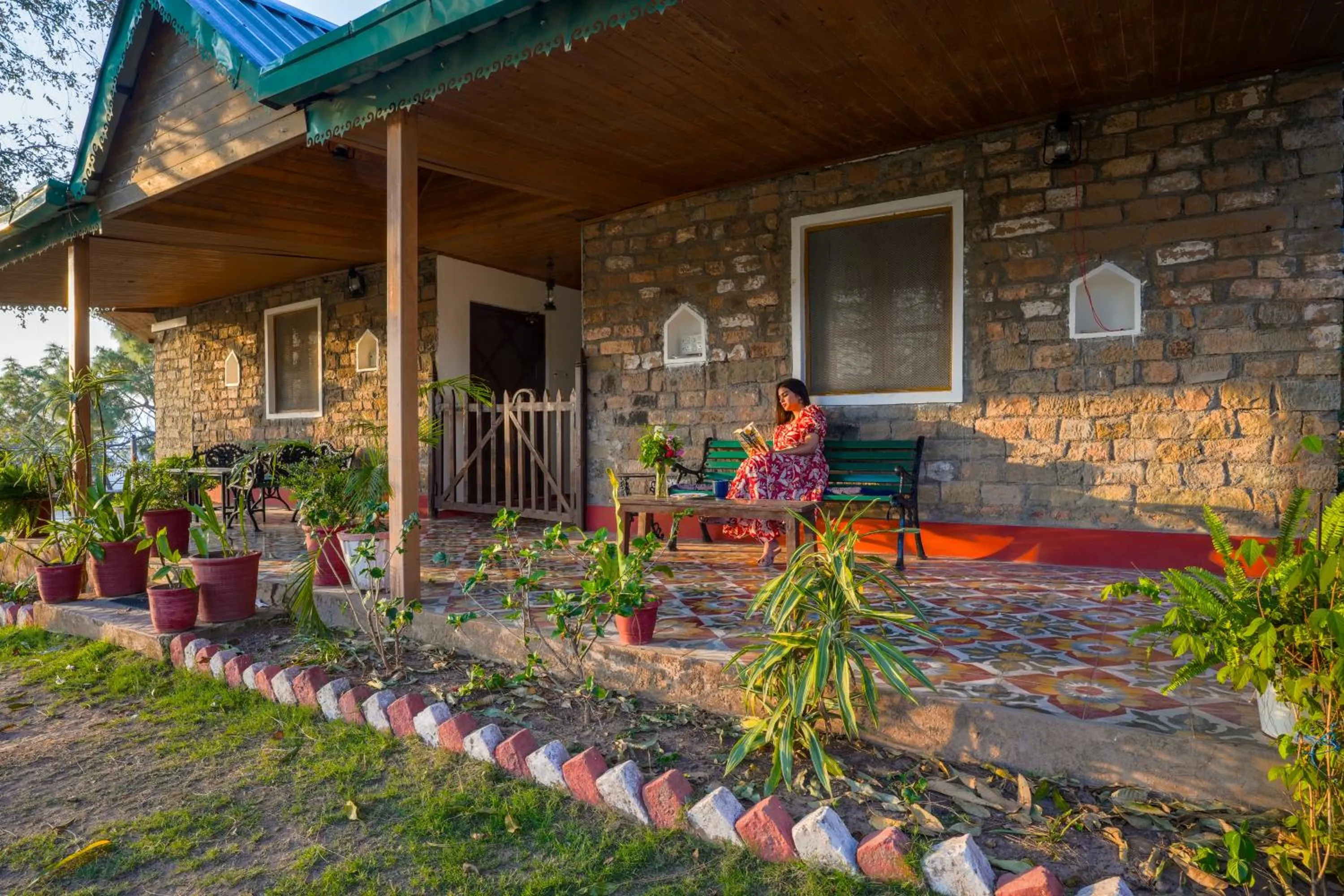 Property building in Seclude Nahan, Bantony Cottage