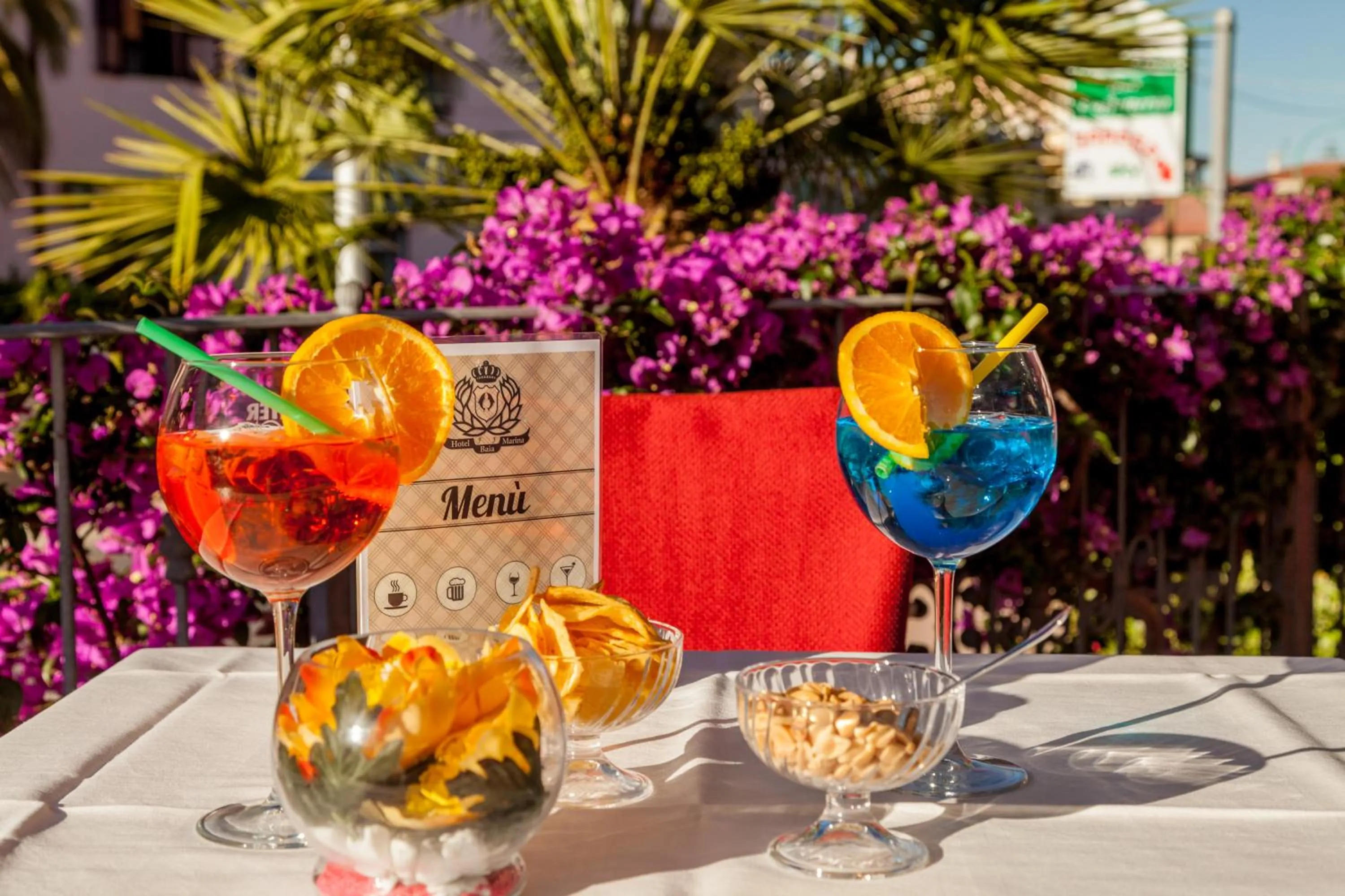 Lounge or bar in Hotel Baia Marina