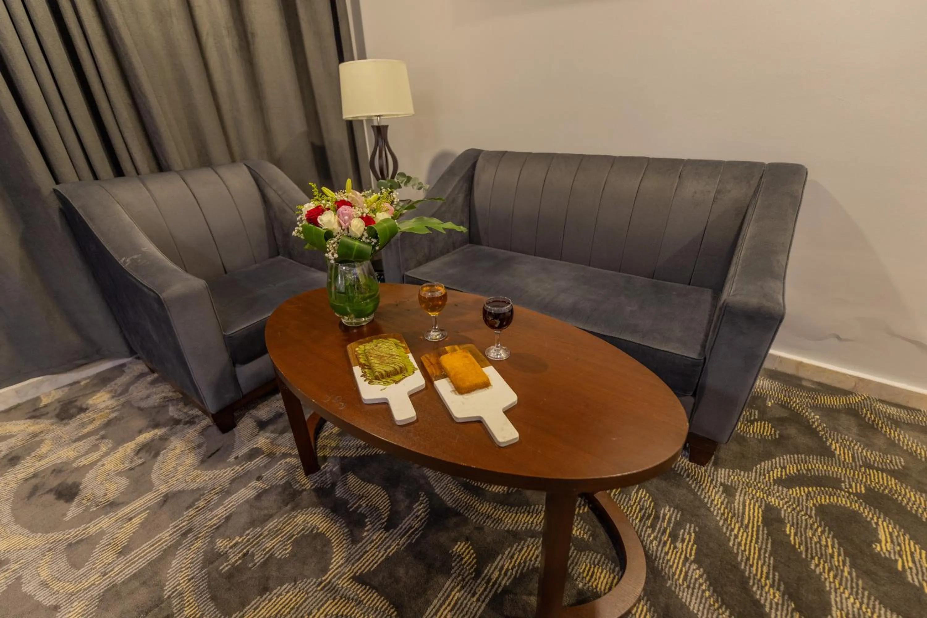 Drinks in Laten Suites Al Salim Plaza