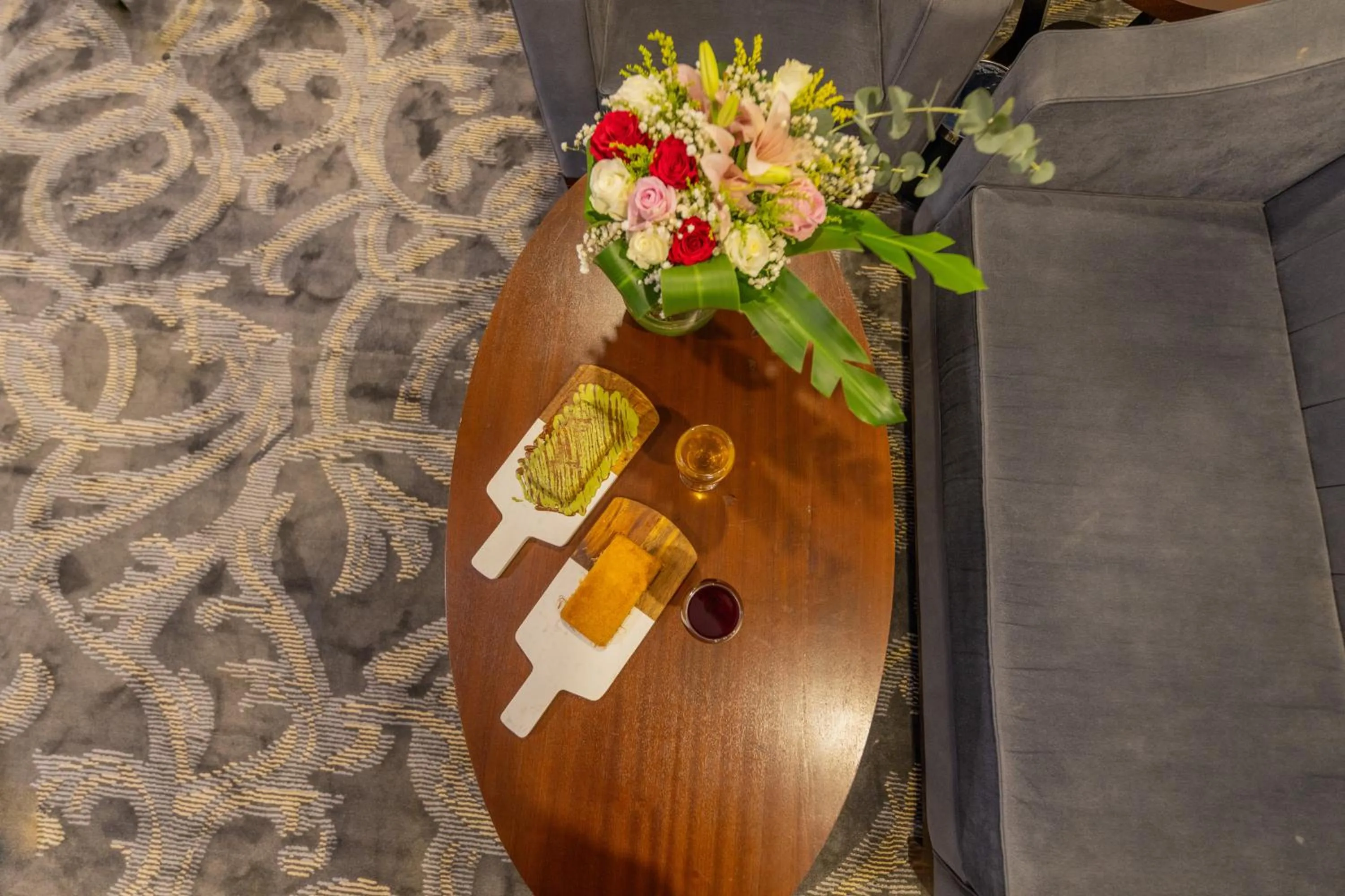 Drinks in Laten Suites Al Salim Plaza