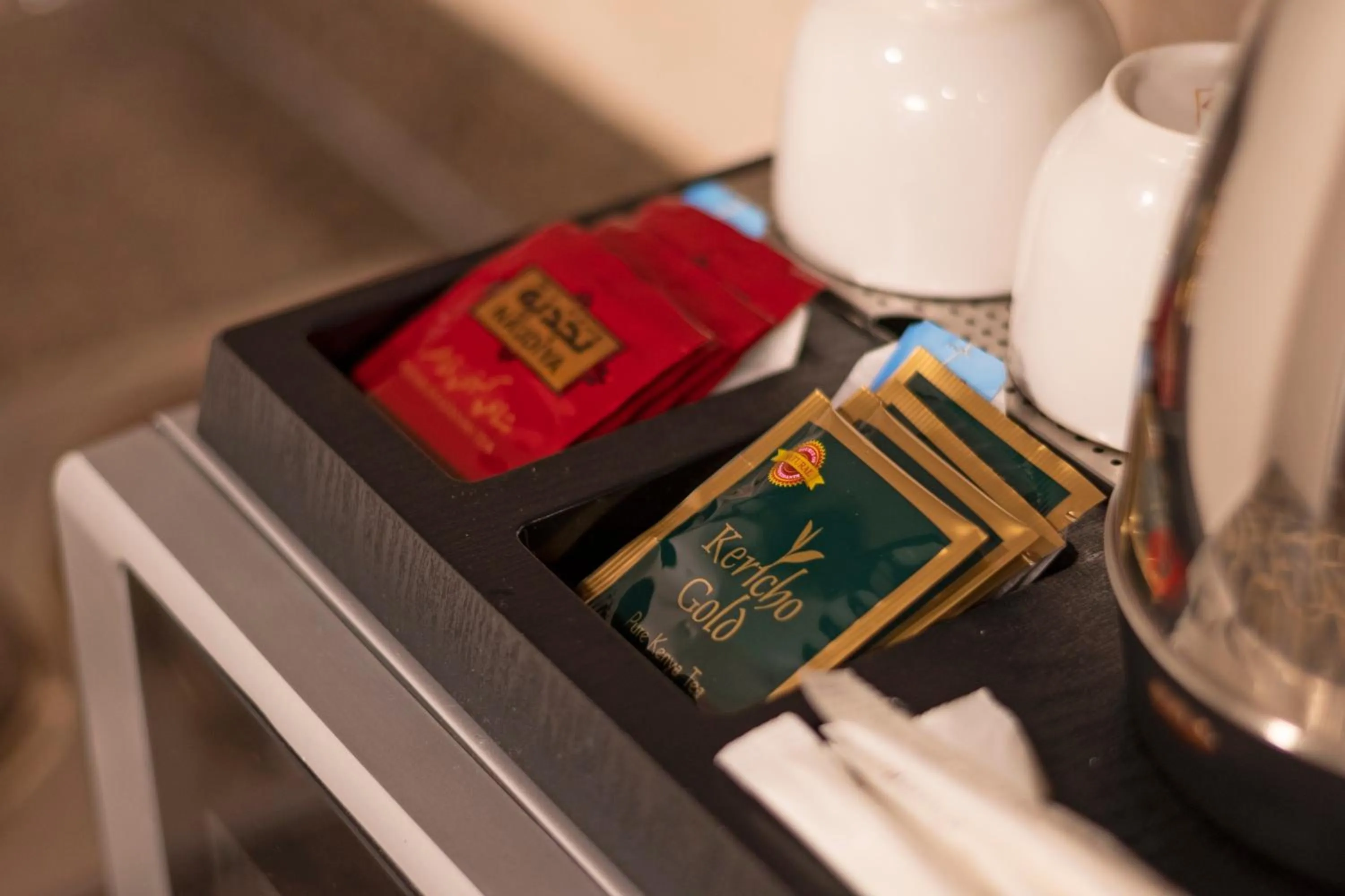 Coffee/tea facilities in Laten Suites Al Salim Plaza