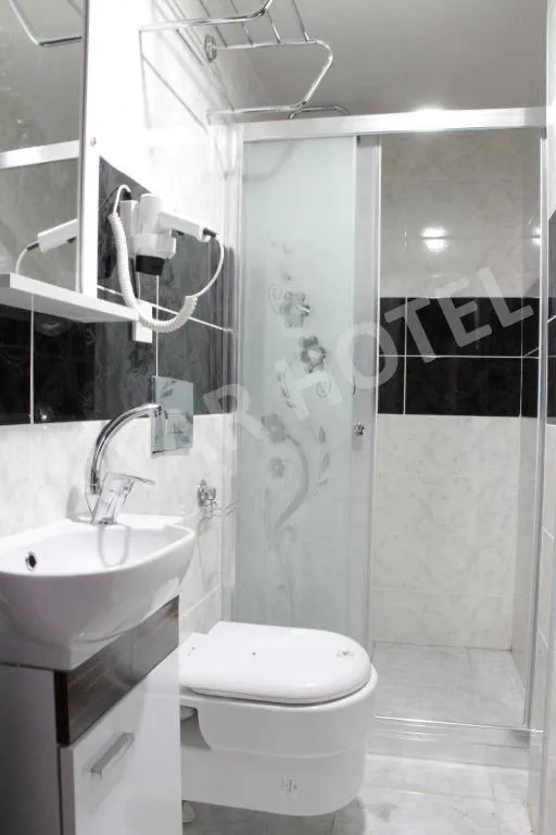 Bathroom in DİYAR BUDGET HOTEL