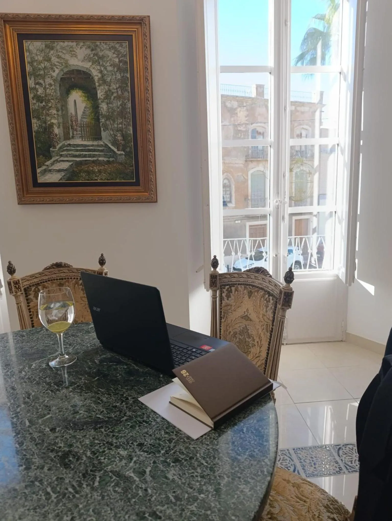 Seating area in El Palacete de Cuevas
