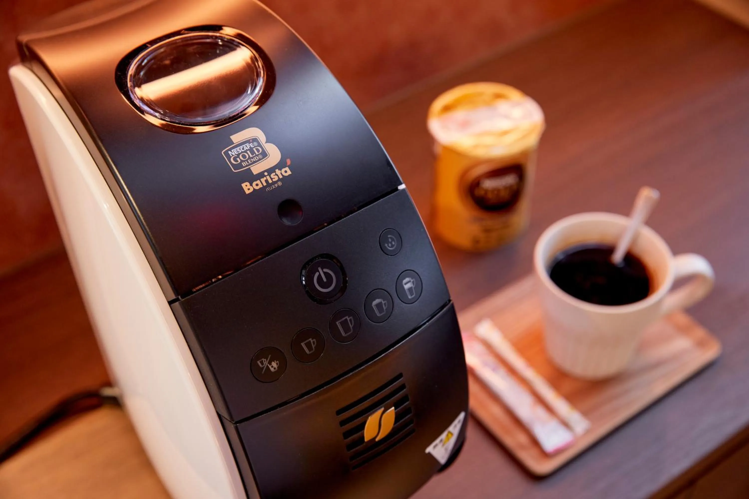 Coffee/tea facilities in 古今 天下茶屋 with a private parking lot and a half open-air bath and direct to KIX