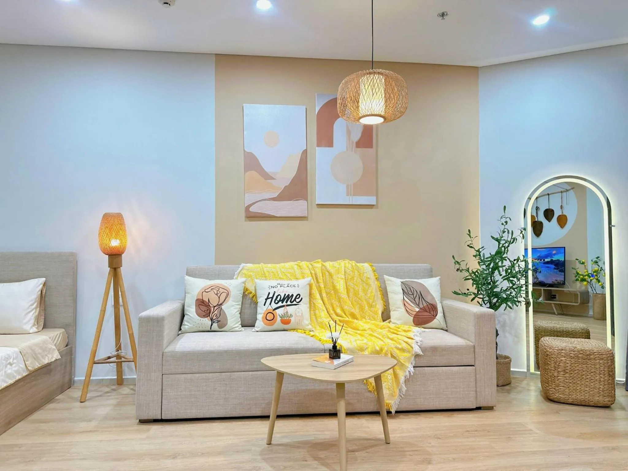 Living room in Ken's House -The Sóng Condotel Vũng Tàu