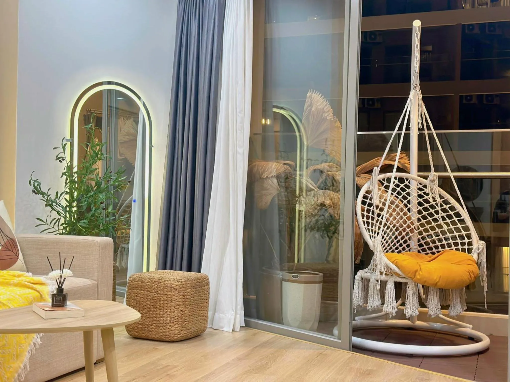 Patio in Ken's House -The Sóng Condotel Vũng Tàu