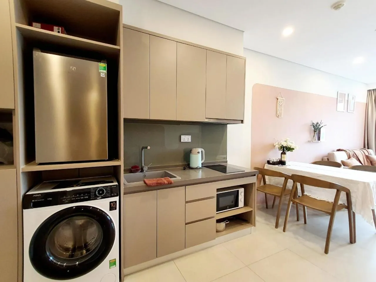 Kitchen or kitchenette in Ken's House -The Sóng Condotel Vũng Tàu