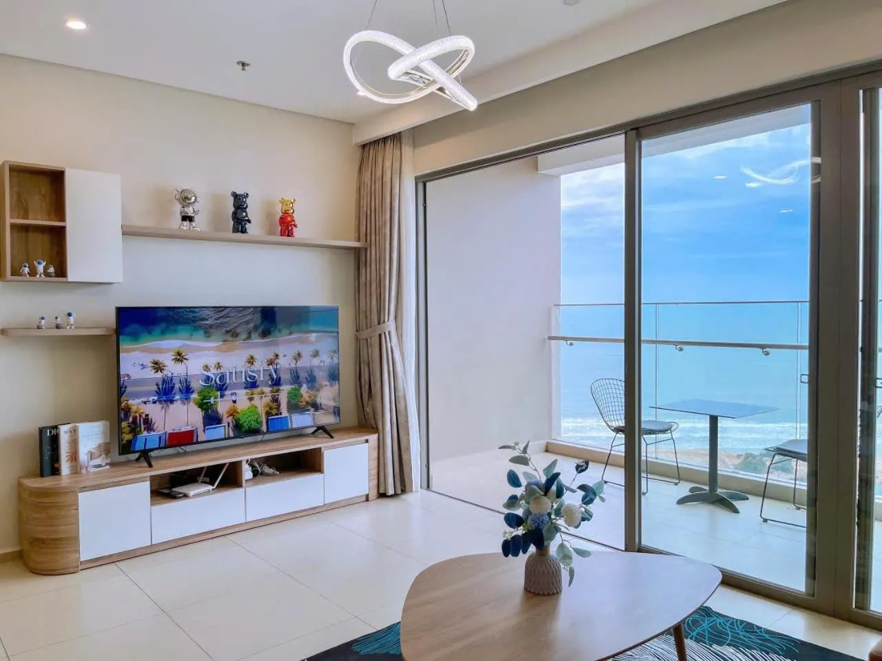 TV and multimedia in Ken's House -The Sóng Condotel Vũng Tàu