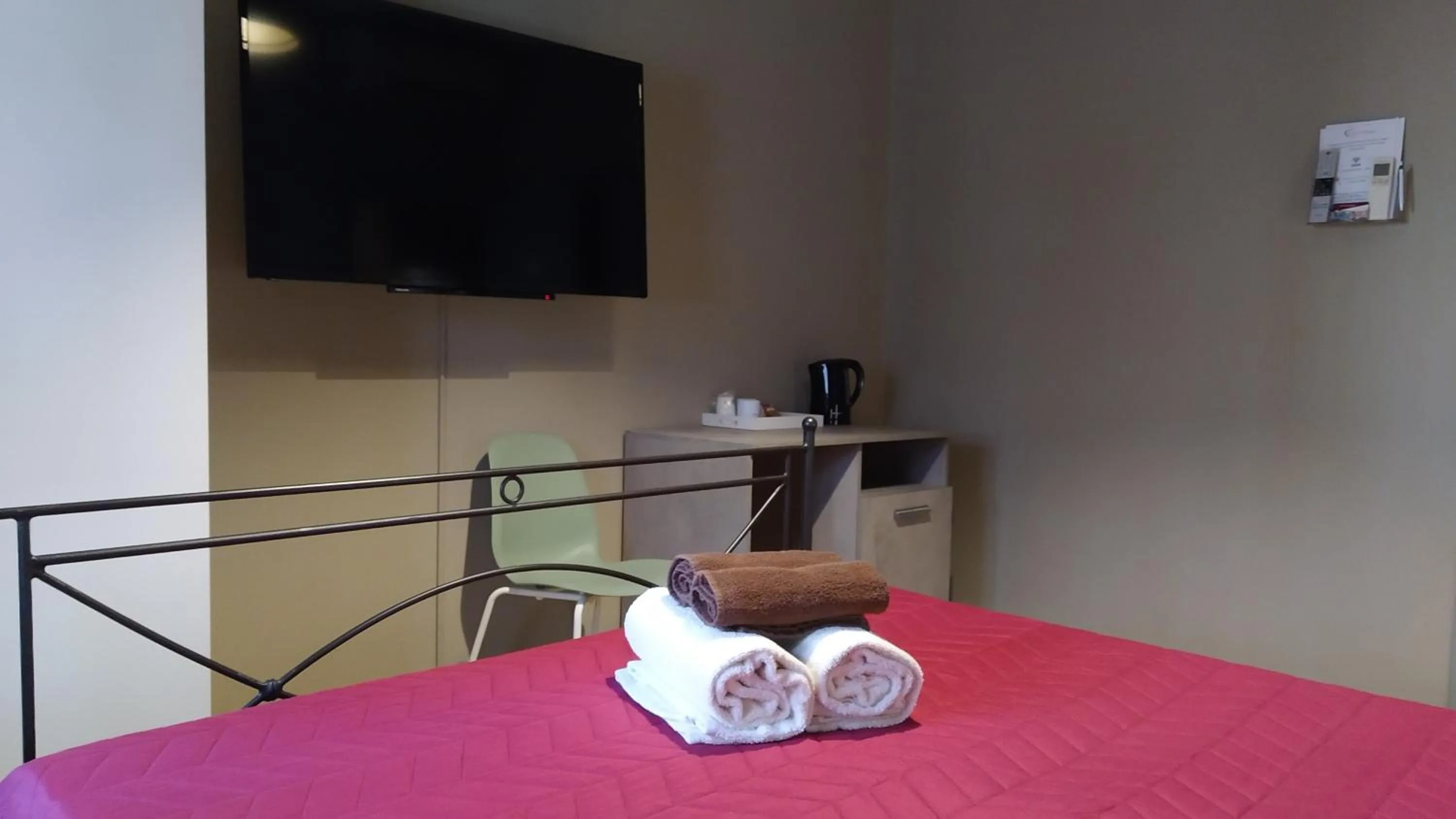 Bed in Cconforthotels Suite&Chic