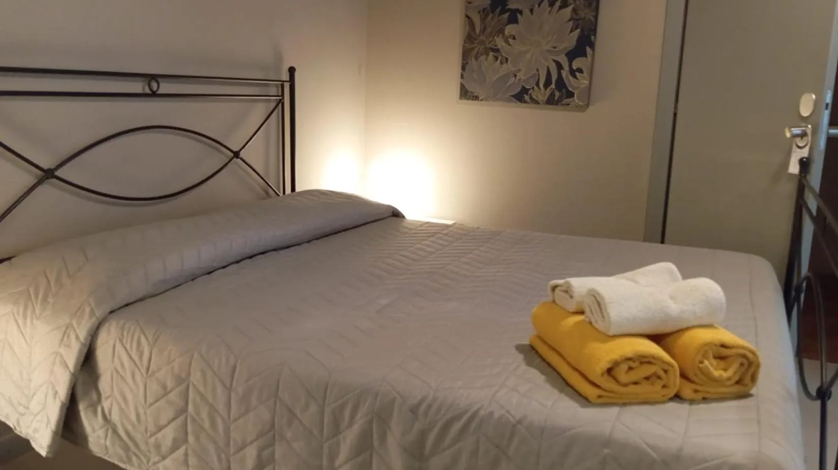 Bed in Cconforthotels Suite&Chic