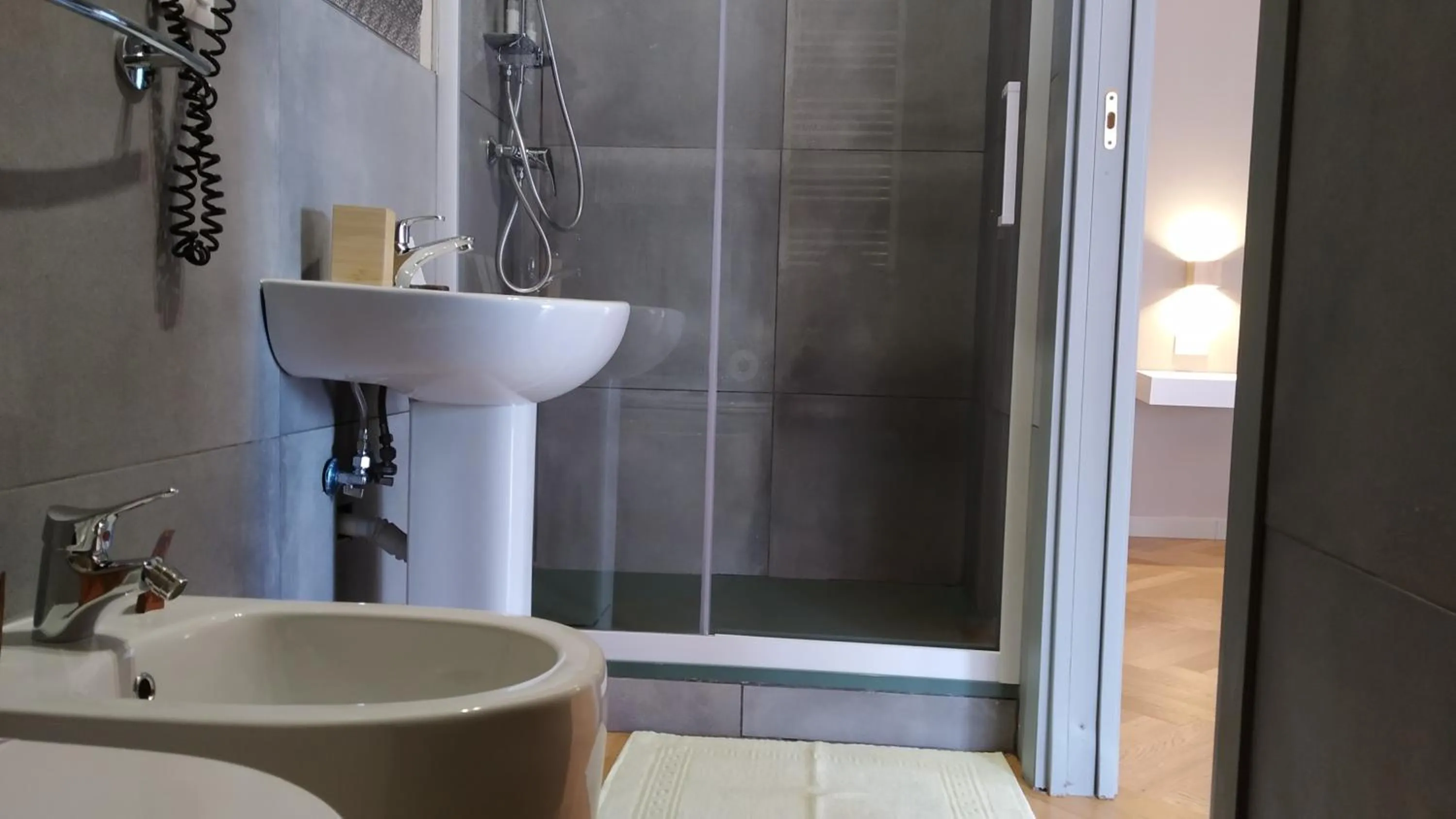 Shower in Cconforthotels Suite&Chic