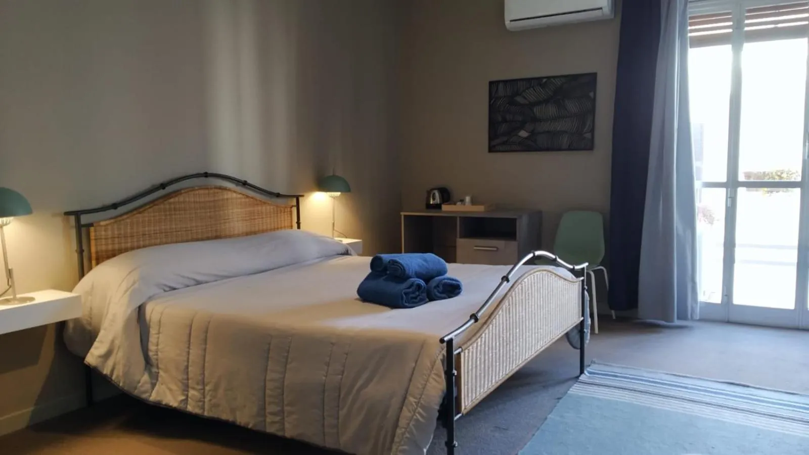 Bed in Cconforthotels Suite&Chic