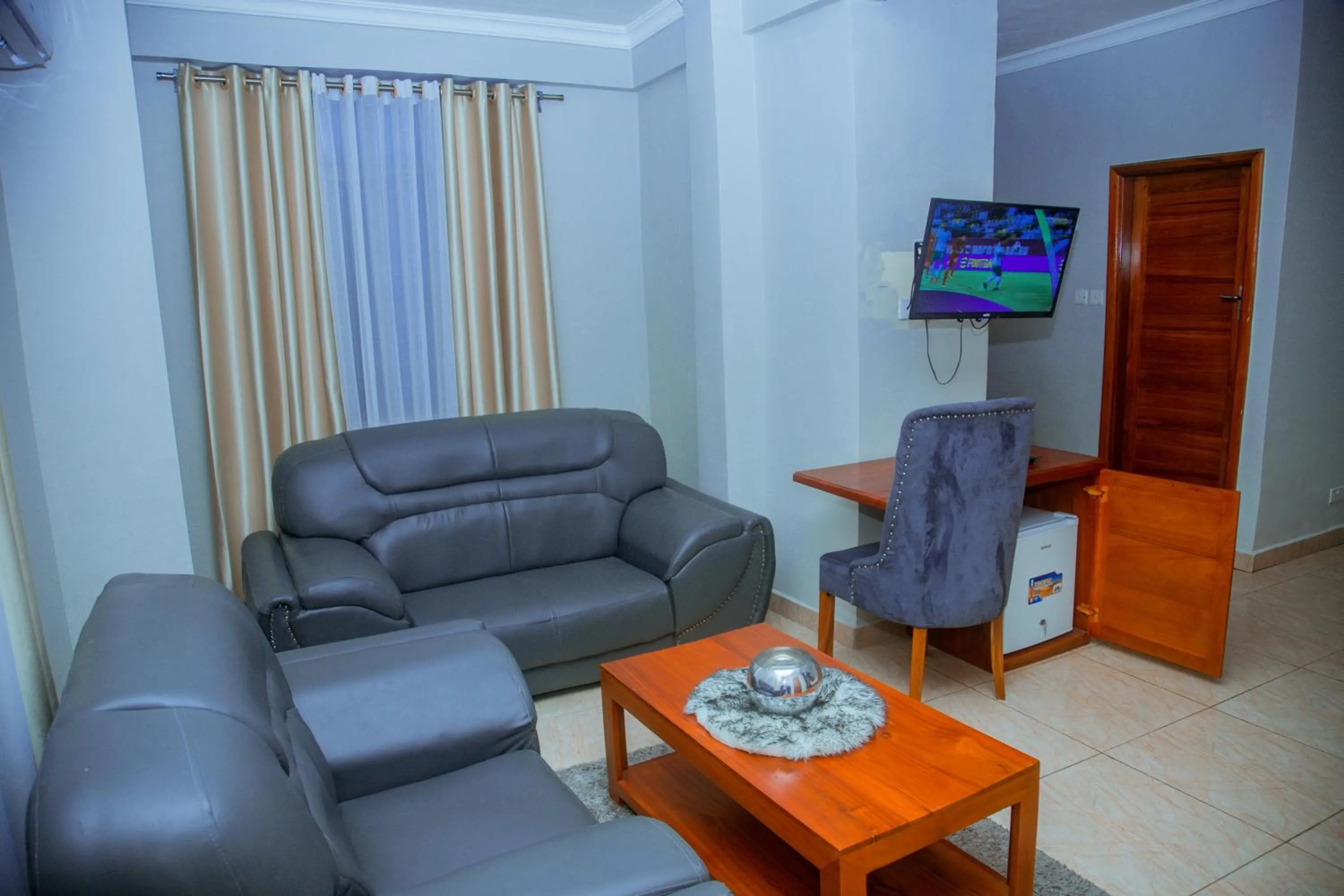 TV and multimedia in LE GRAND MARIE HOTEL