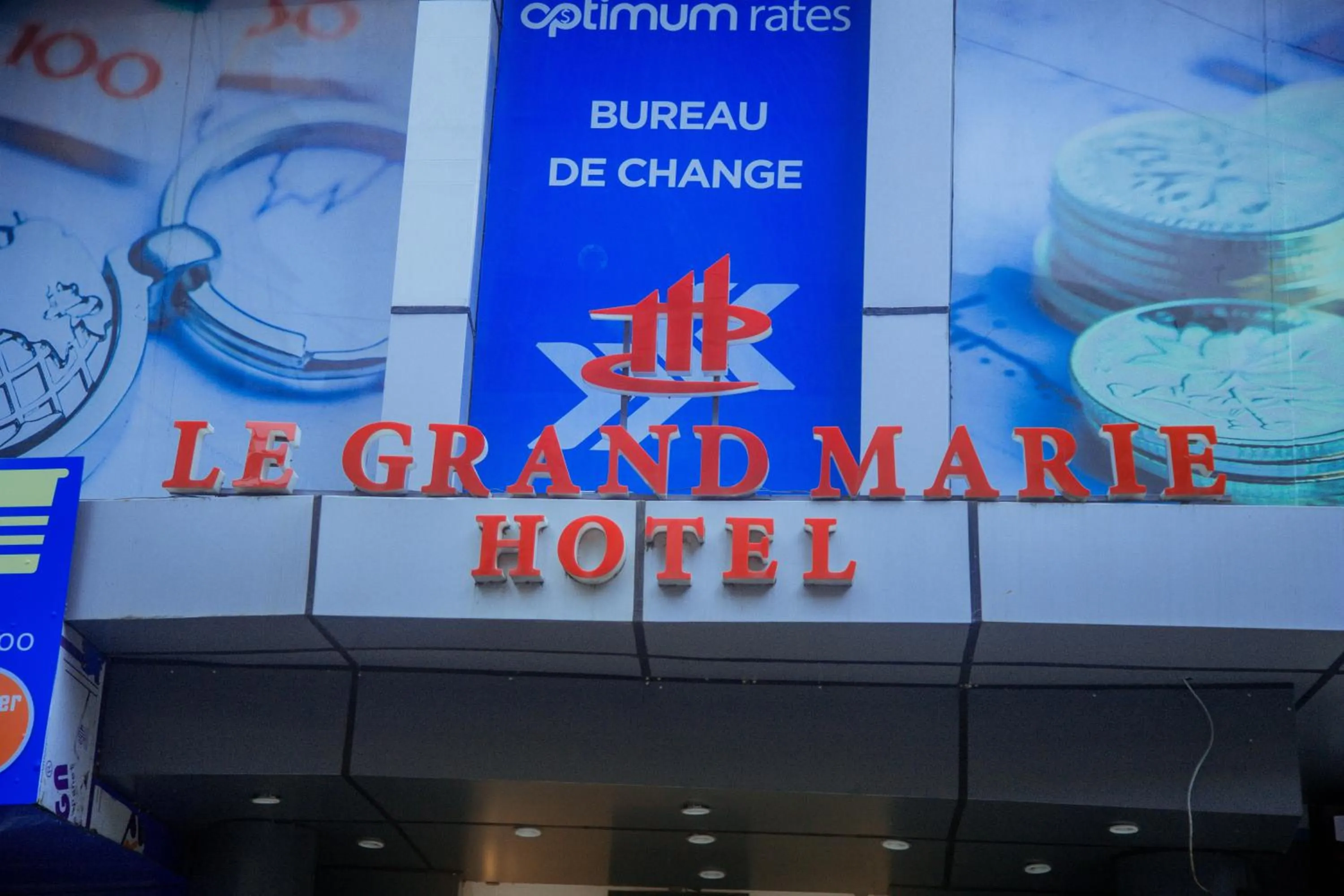 Property building in LE GRAND MARIE HOTEL